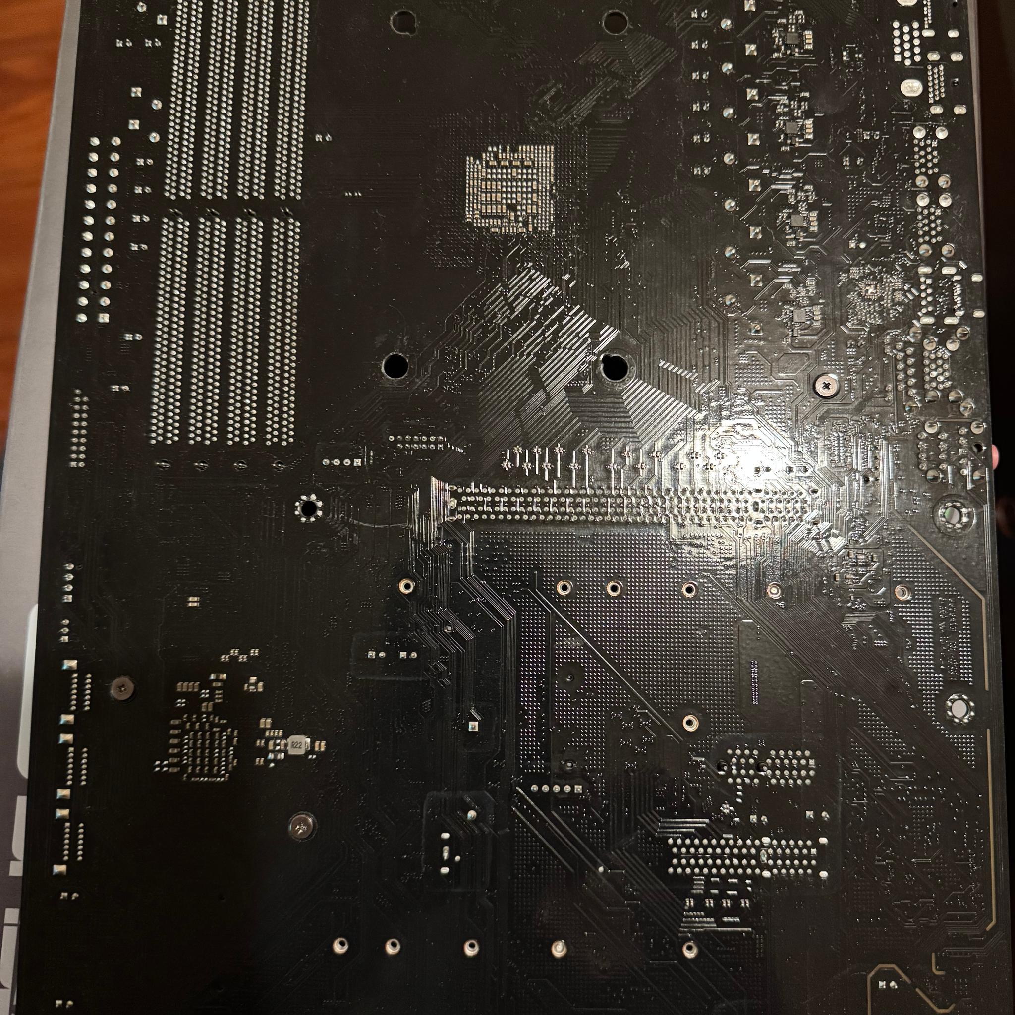 ASRock X570 Phantom Gaming 4 ATX Motherboard with I/O SHIELD AMD Socket AM4 PCIe 4.0 M.2 DDR4