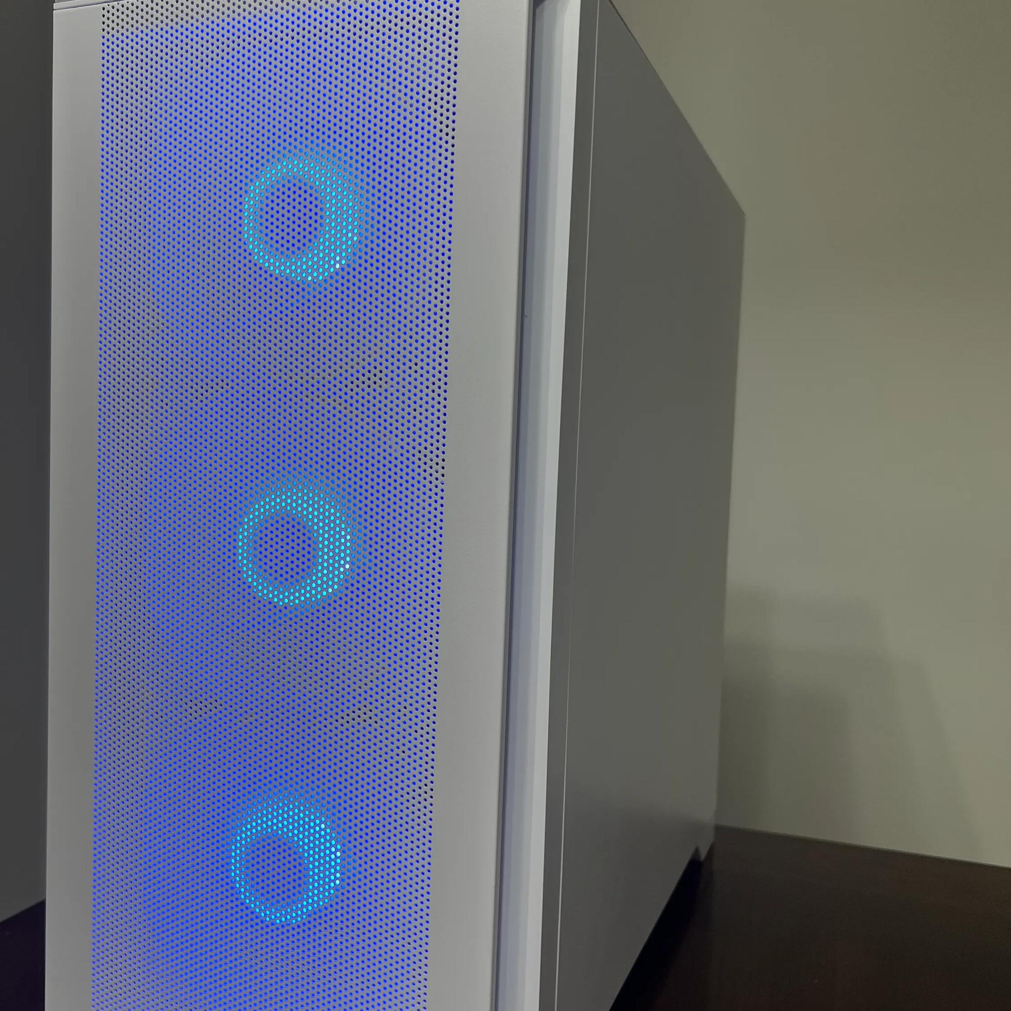 ⚪❄️ Ryzen 5 3600 | GTX 1060 6GB 🧊| 16GB Ram 🧊| 512GB Gen4 NVME ❄️Custom White PC ⚪