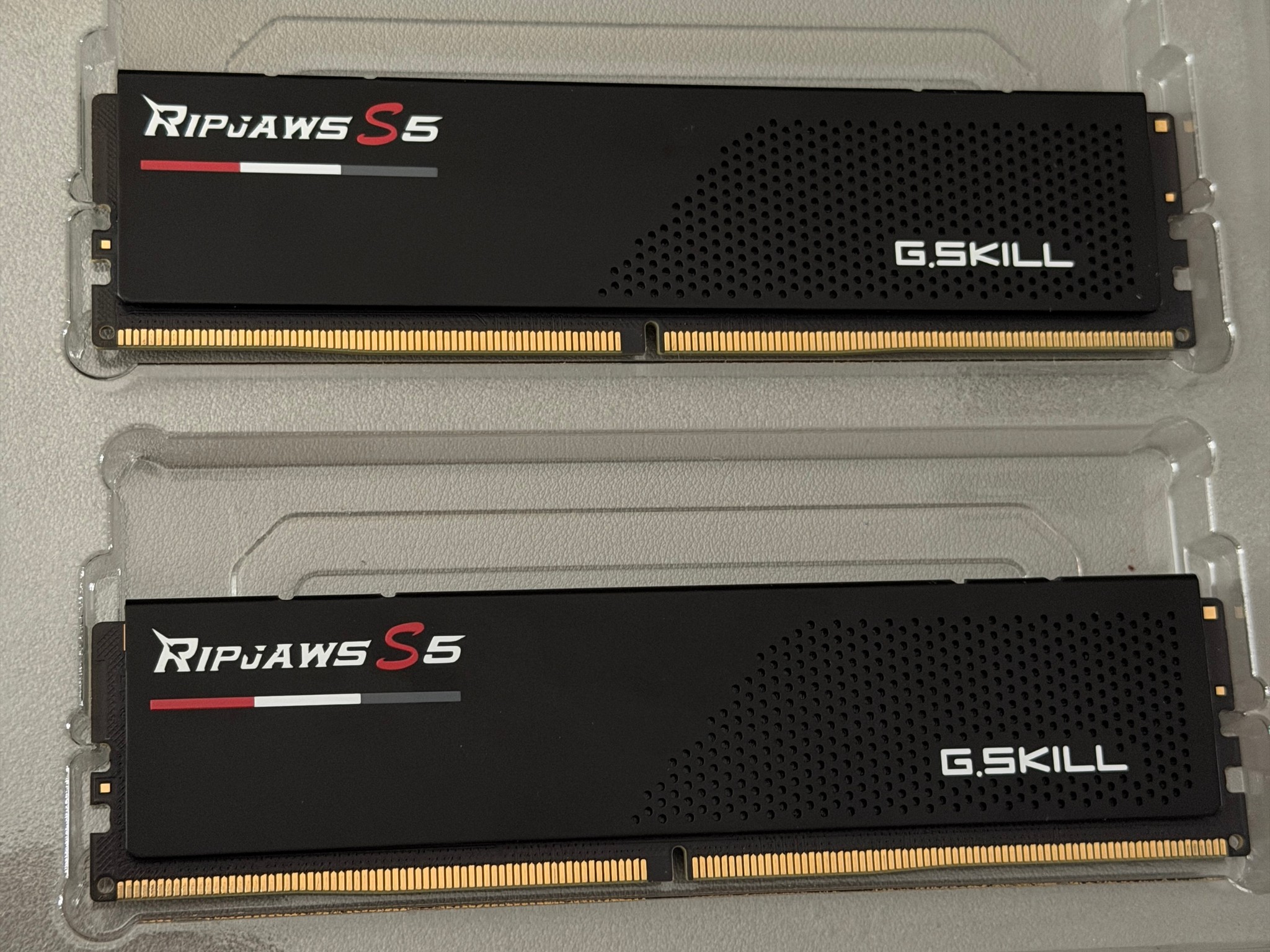 32GB DDR5 RAM