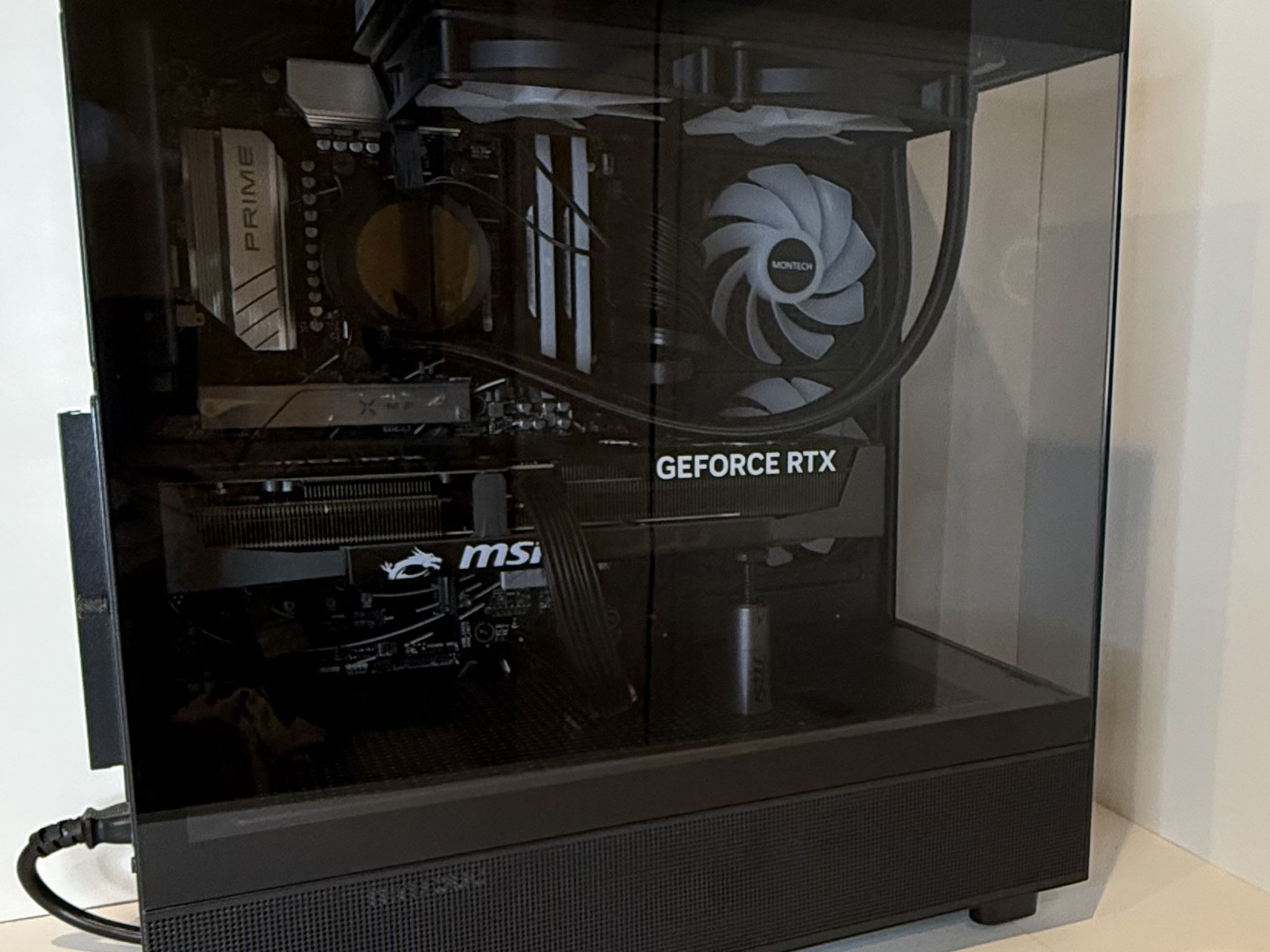 RTX 5070 |Ryzen 5 9600X Gaming PC | 1440p / 4K Ultra Ready
