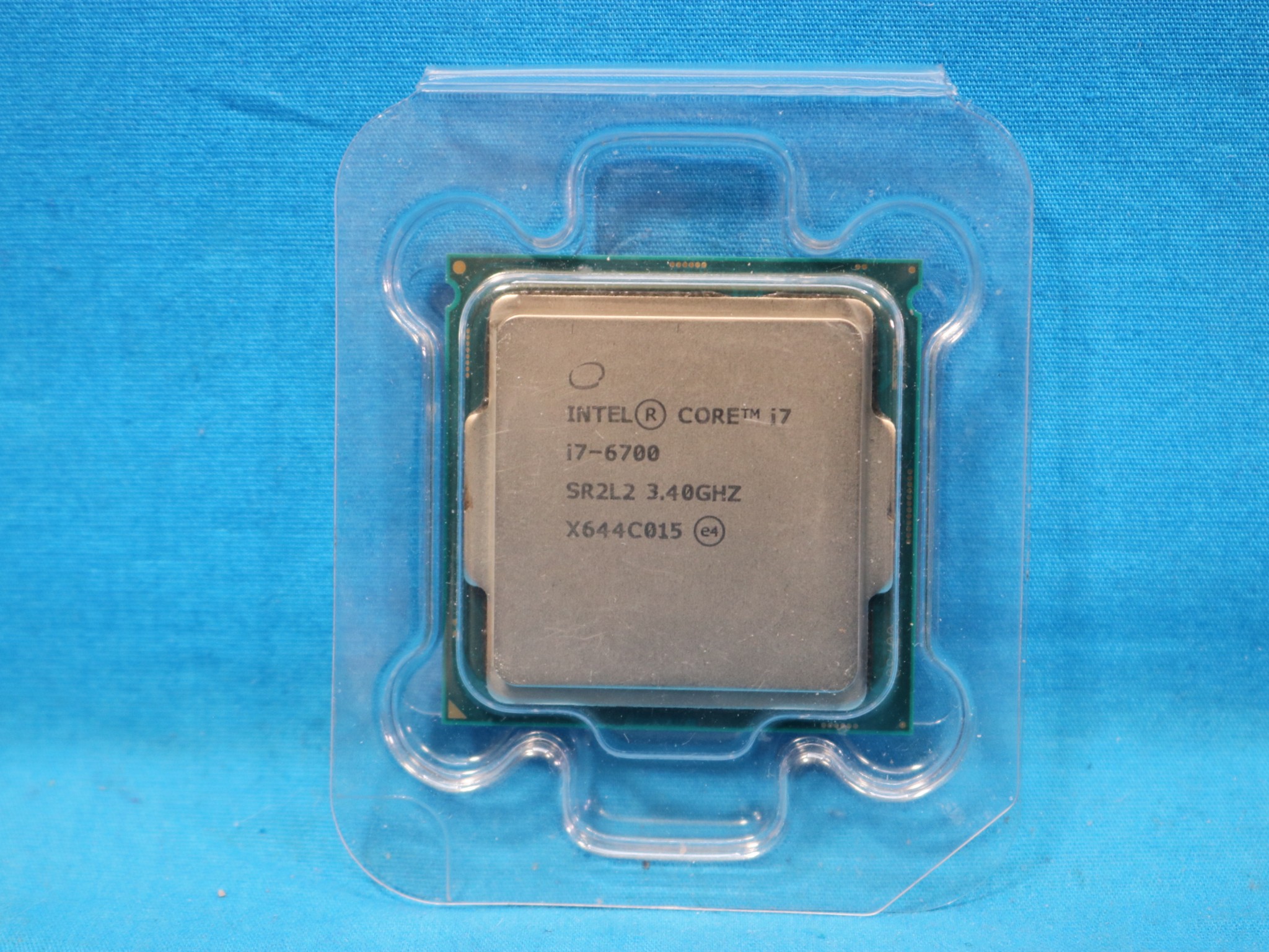 Intel Core i7-6700 3.40GHz LGA1151/Socket H4 Quad-Core 8MB Desktop CPU SR2L2
