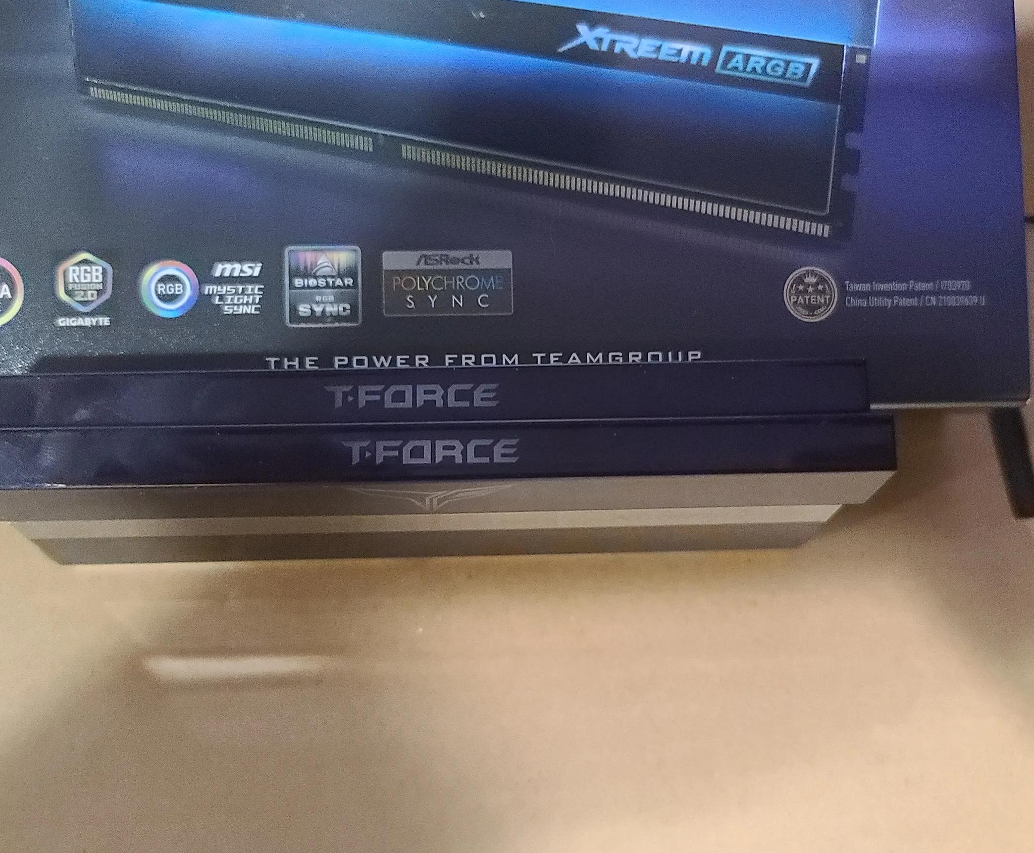 Team Group Xtreem ARGB 16GB (2x 8GB) DDR4 4000MHz RAM Memory