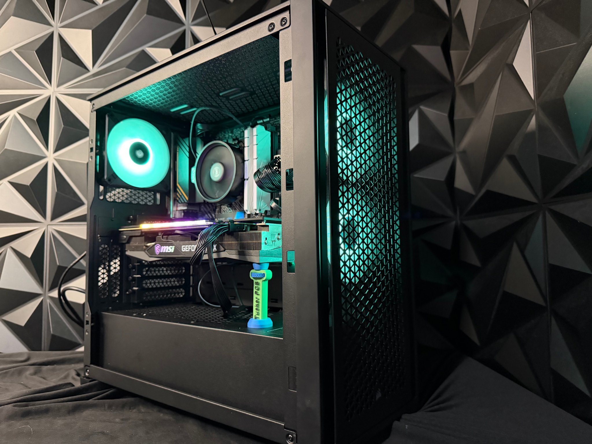 ⚡🖤 The Dark & Stormy 🌩️💨 Ryzen 5 5500| RTX 3070| 32 GB DDR4| 1 TB NVMe