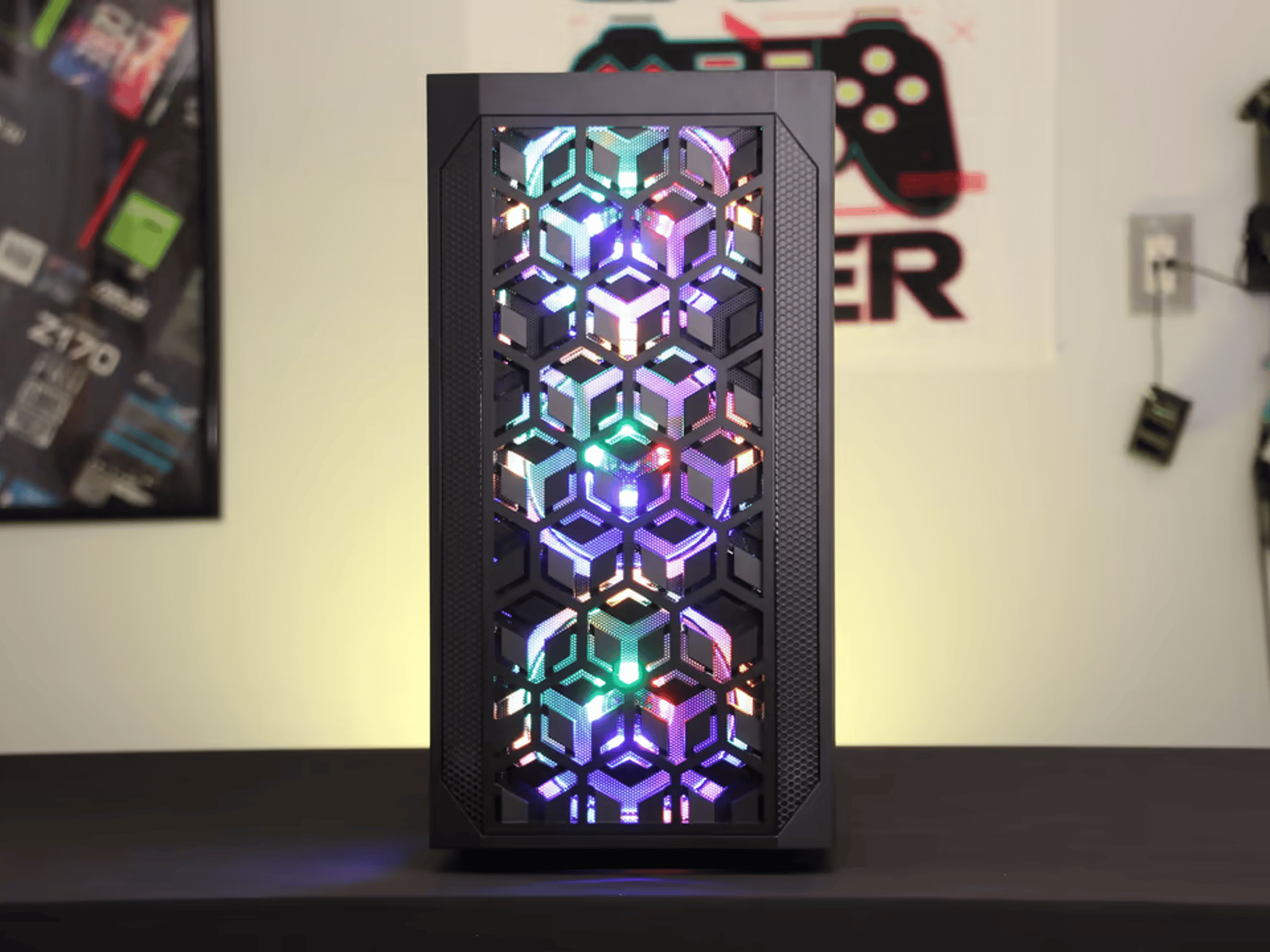 Mid-Range RGB Gaming PC // Ryzen 5 3600 // GTX 980 Ti // 16GB RAM // 1TB NVMe SSD