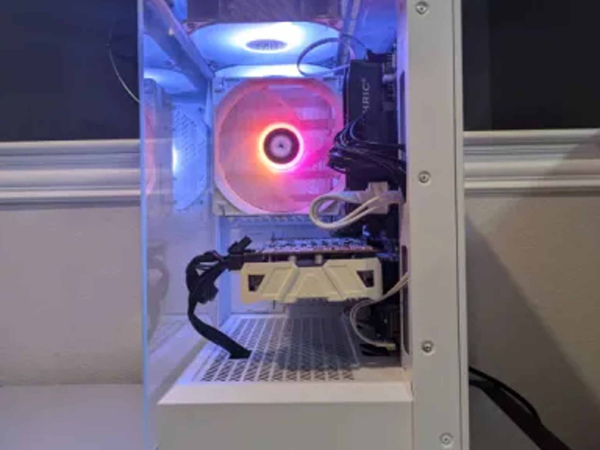Whiteout Gaming PC ~ GTX 1080 Ti 11GB