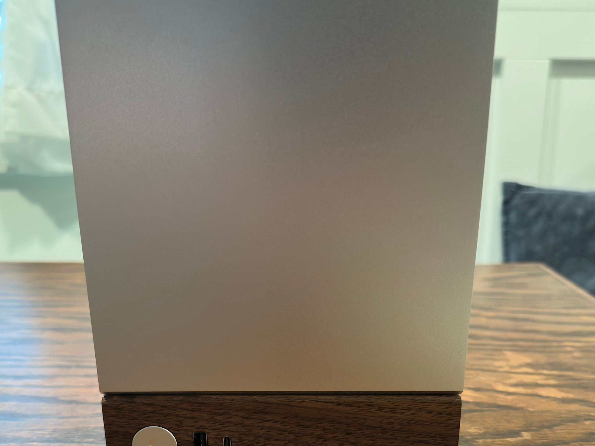 Minimalist RTX 4070TI Super X Ryzen 7 7800X3D PRO PC