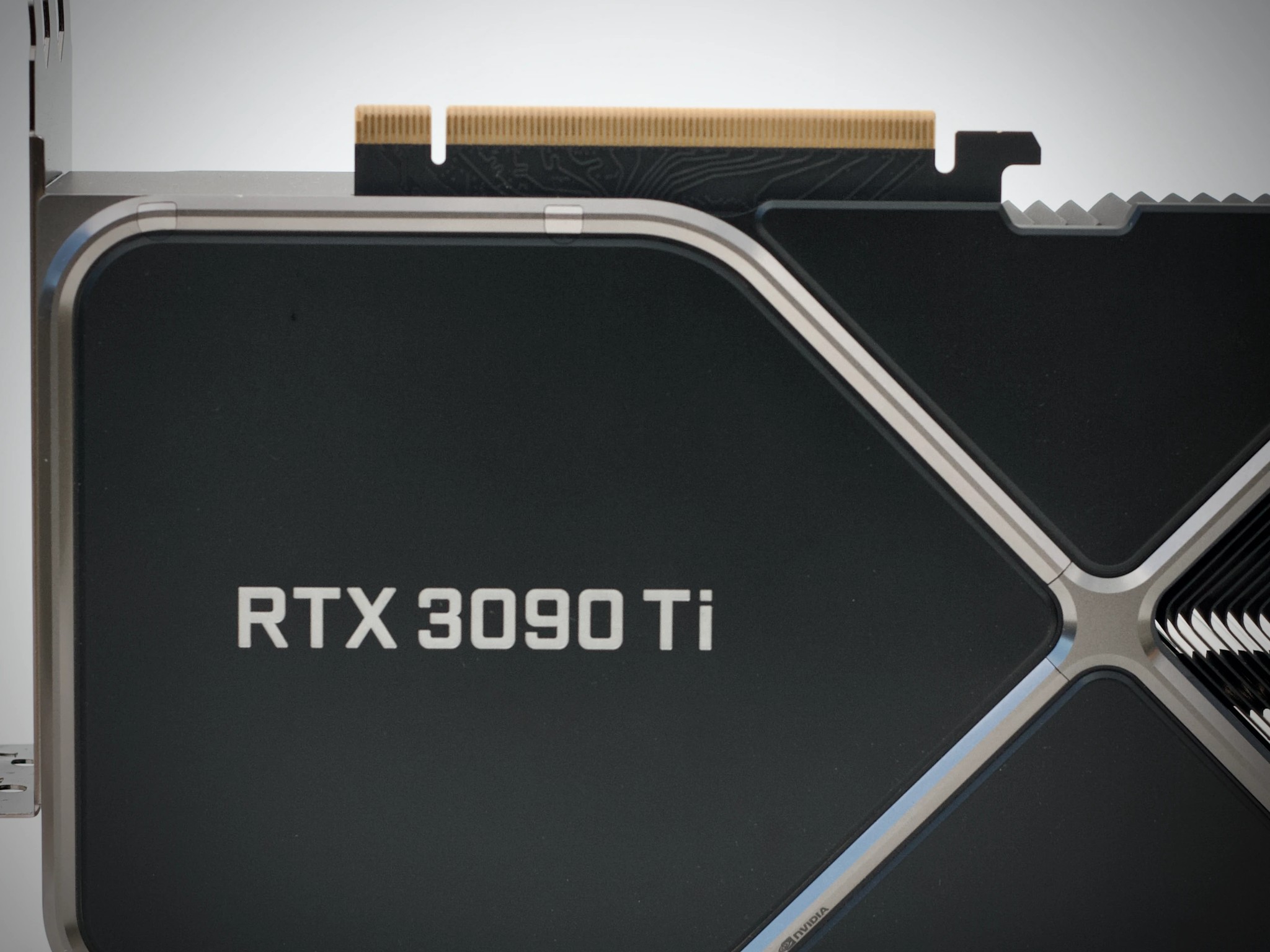 NVIDIA GeForce RTX 3090 Ti Founders Edition 24GB GDDR6X — Excellent Condition