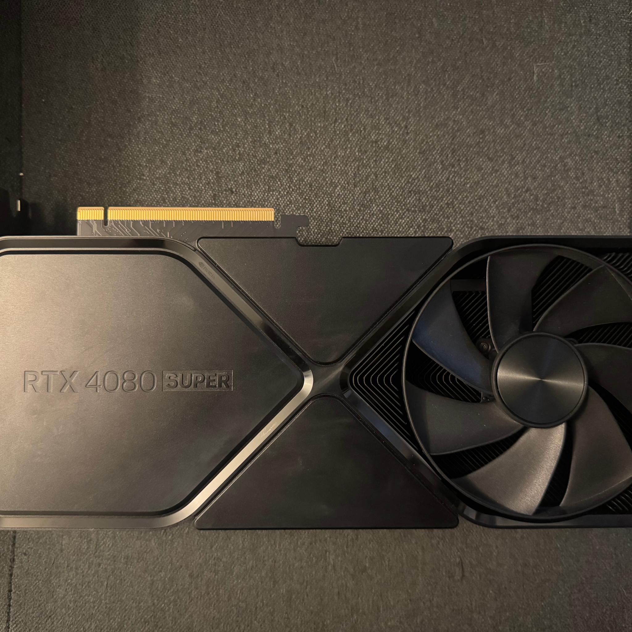 NVIDIA GeForce RTX 4080 SUPER Founders Edition