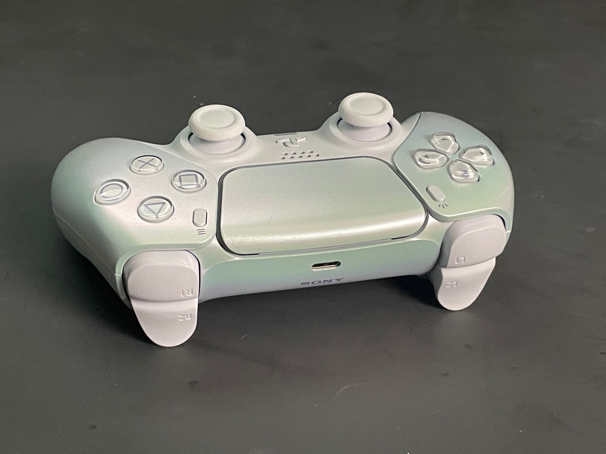 Sony PlayStation 5 PS5 DualSense Wireless Controller Chroma Pearl CFI-ZCT1W | Free Shipping