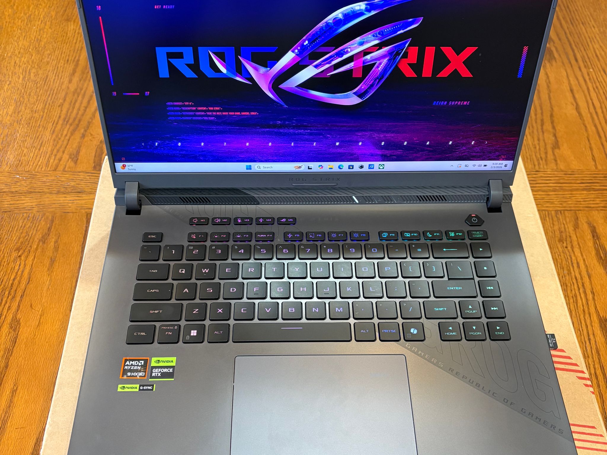 ROG STRIX G16 W/ BOX + MOUSE | 2.5K 240HZ | RTX 5070 TI | Ryzen 9 9955HX3D | 32GB DDR5 | 1TB STOARGE