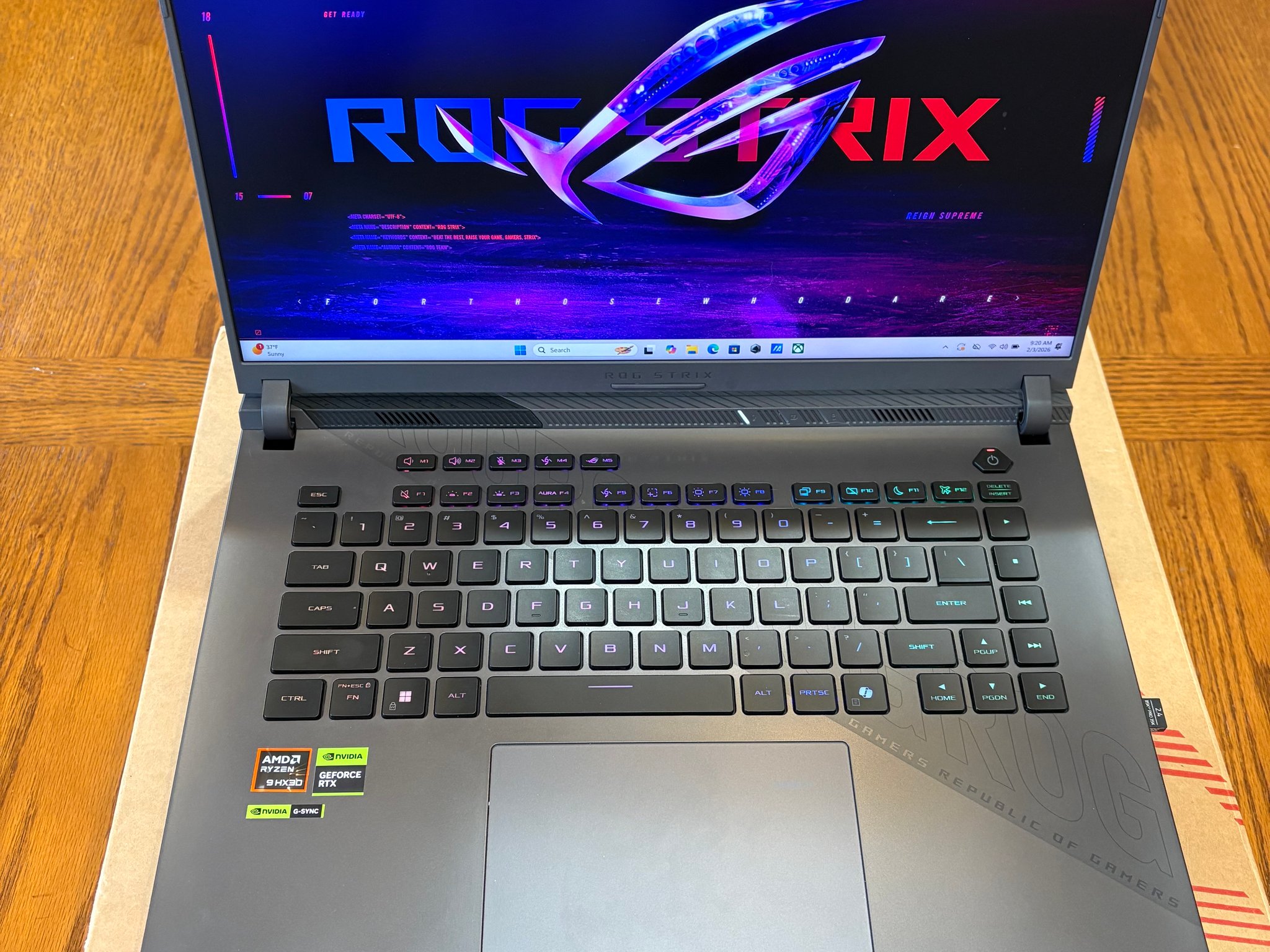 ROG STRIX G16 W/ BOX + MOUSE | 2.5K 240HZ | RTX 5070 TI | Ryzen 9 9955HX3D | 32GB DDR5 | 1TB STOARGE