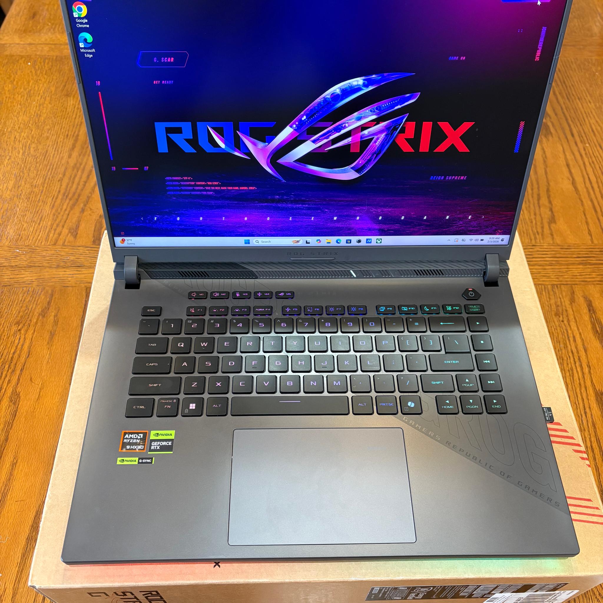 ROG STRIX G16 W/ BOX + MOUSE | 2.5K 240HZ | RTX 5070 TI | Ryzen 9 9955HX3D | 32GB DDR5 | 1TB STOARGE