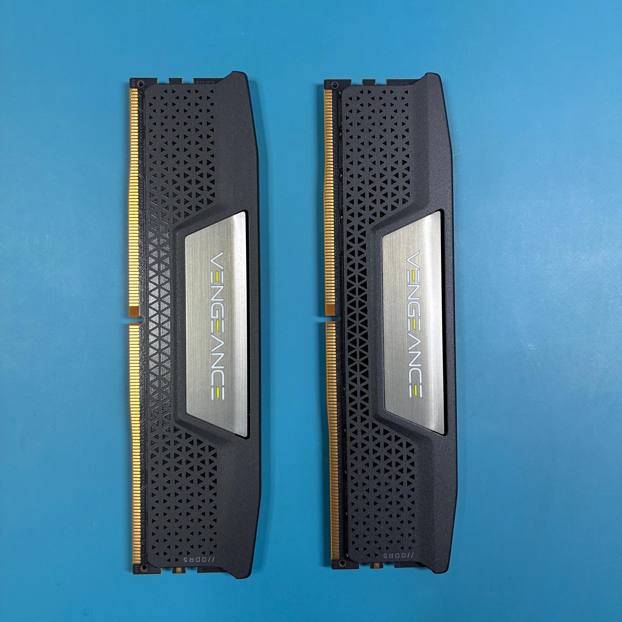 Corsair Vengeance DDR5 128GB kit (Memory)