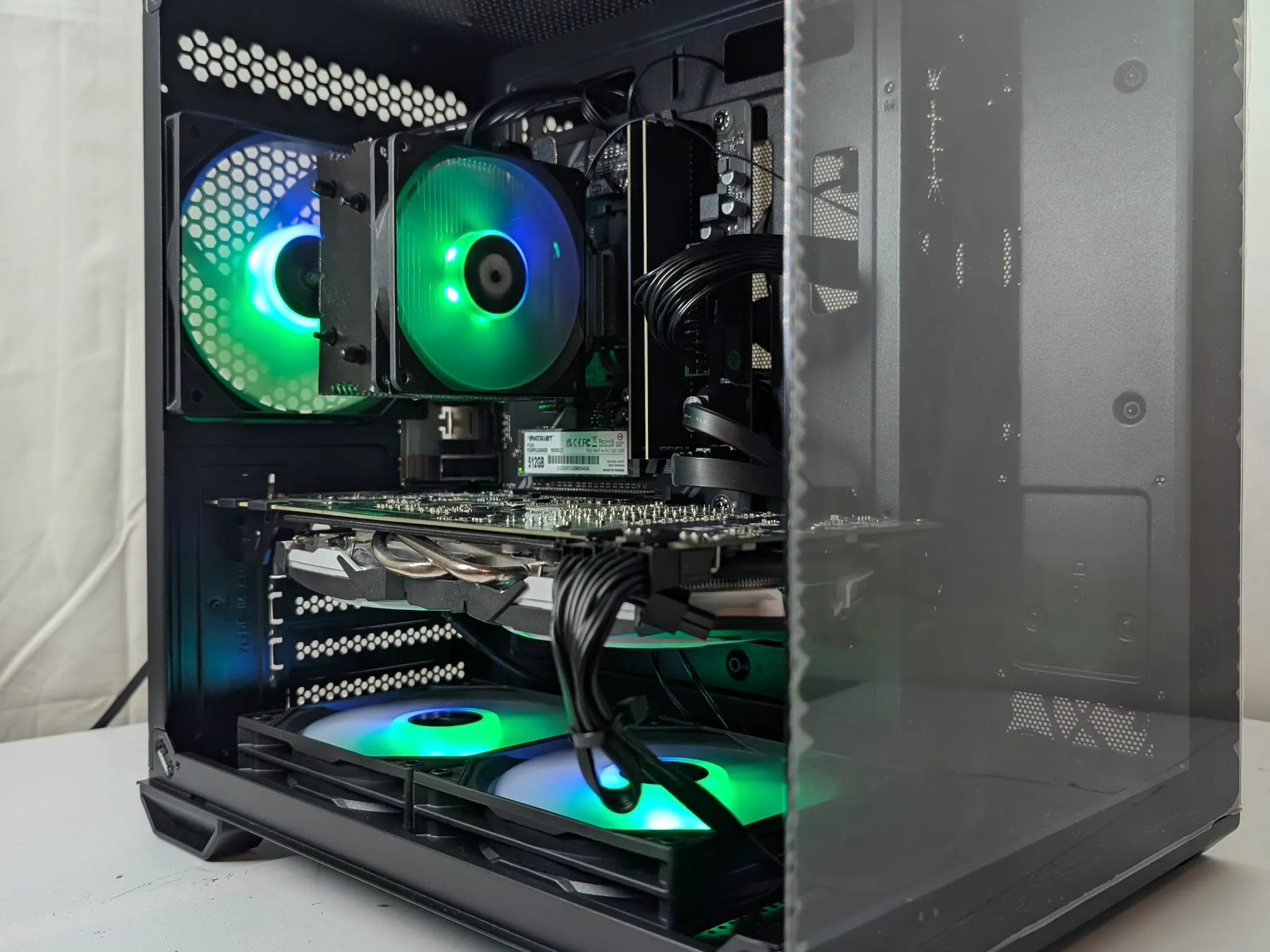 GTX 1070 TI | RYZEN 5 2600X | 16 GB DDR4| 500GB NVME