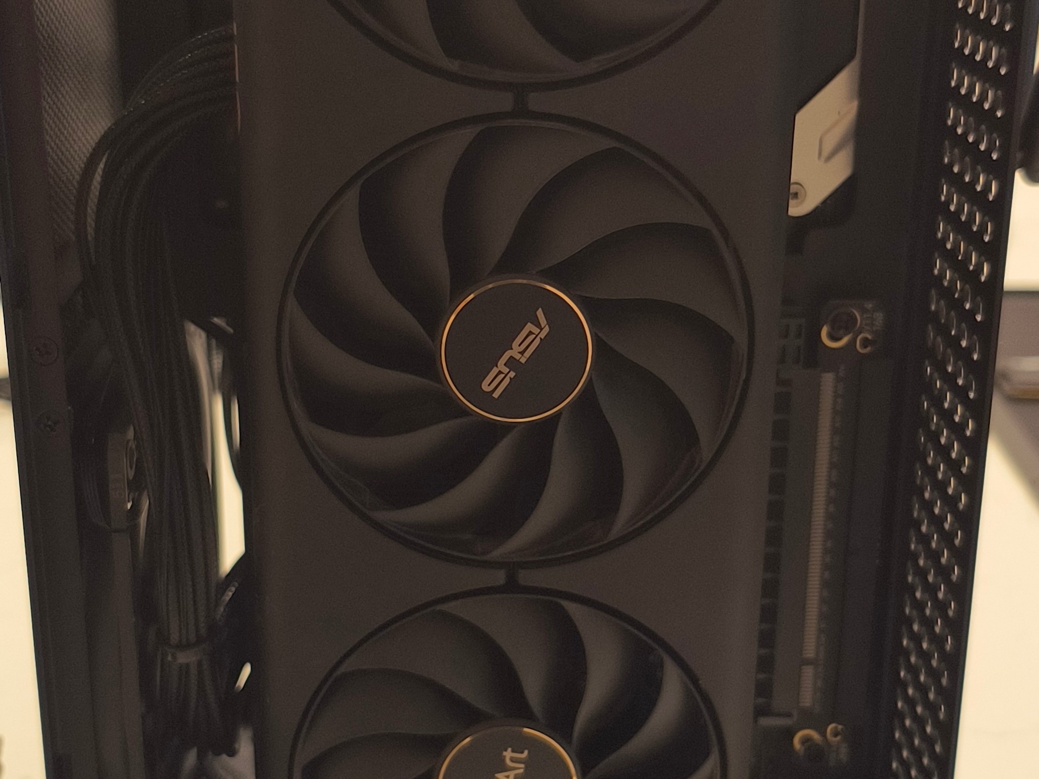 ASUS ProArt OC GeForce RTX 4080 SUPER