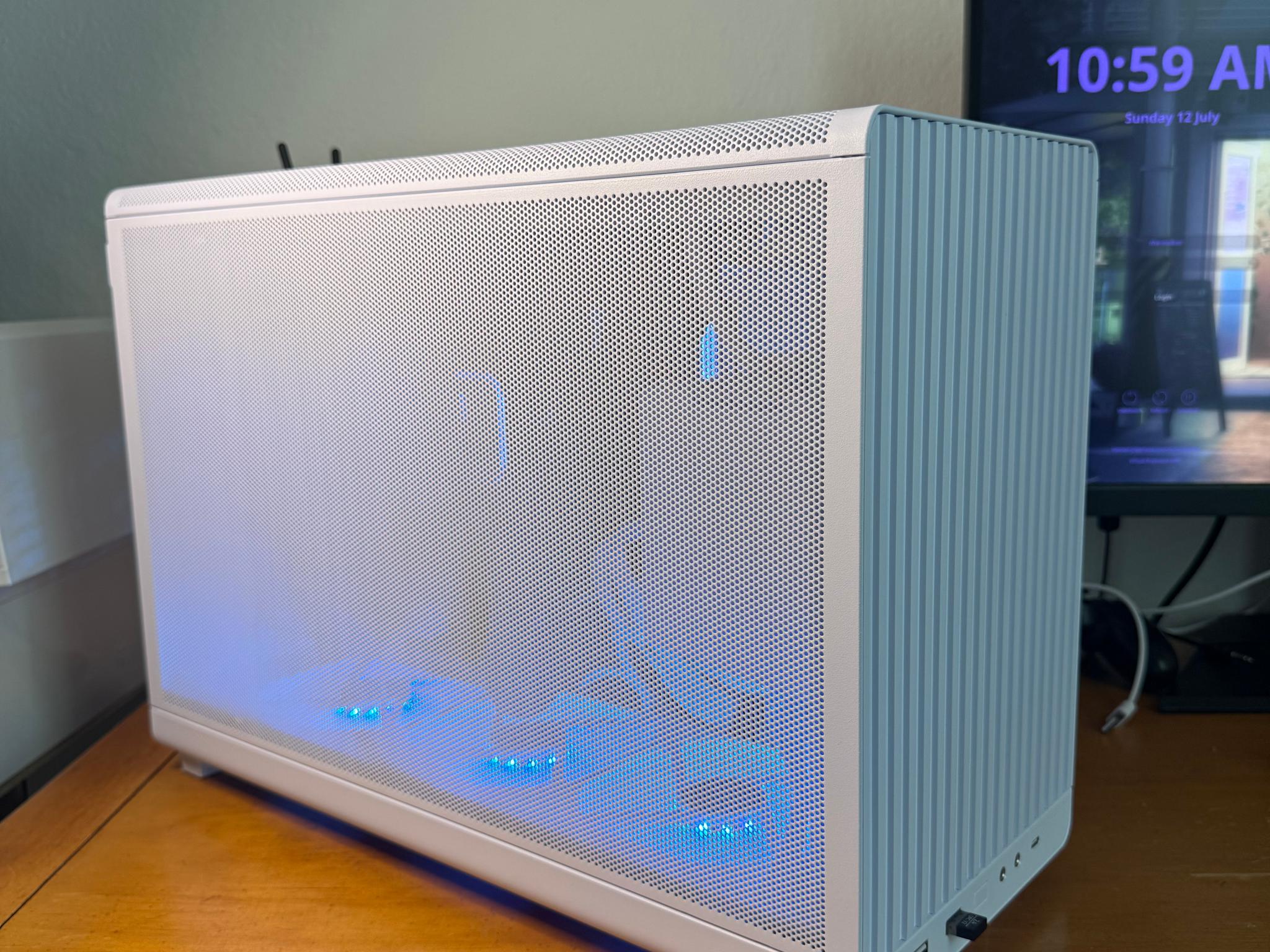 AMD Ryzen 5 9600X | Radeon RX 9060 XT 16GB | 16GB DDR5-6000 | 1TB NVMe | Liquid Cooled | WiFi 6E