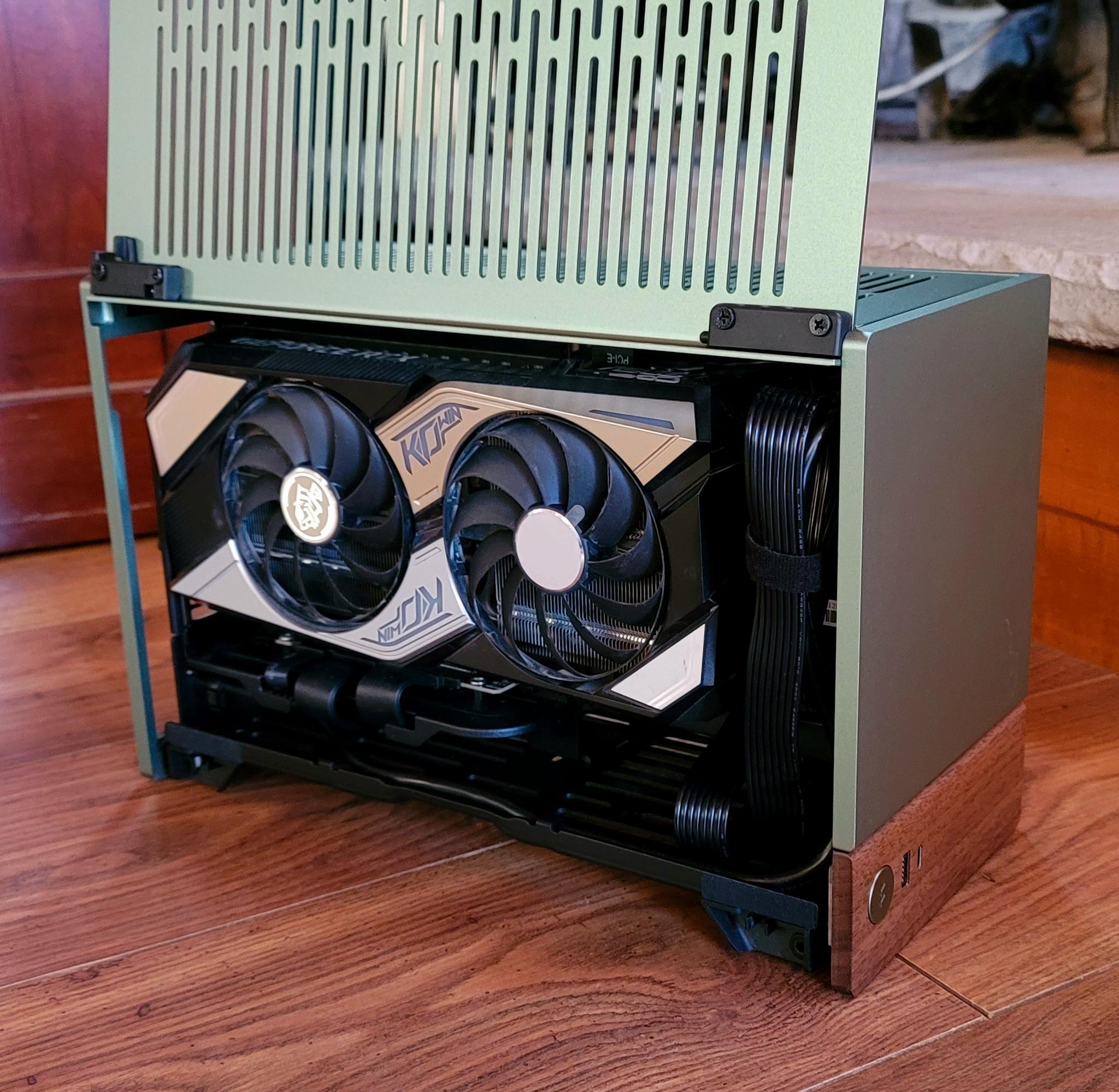 Pettit Classic--i3 13100F, RTX 3060 TI KO Edition, 64 GB RAM, Z690i, 1Tb NVMe, WiFi/BT/Ethernet