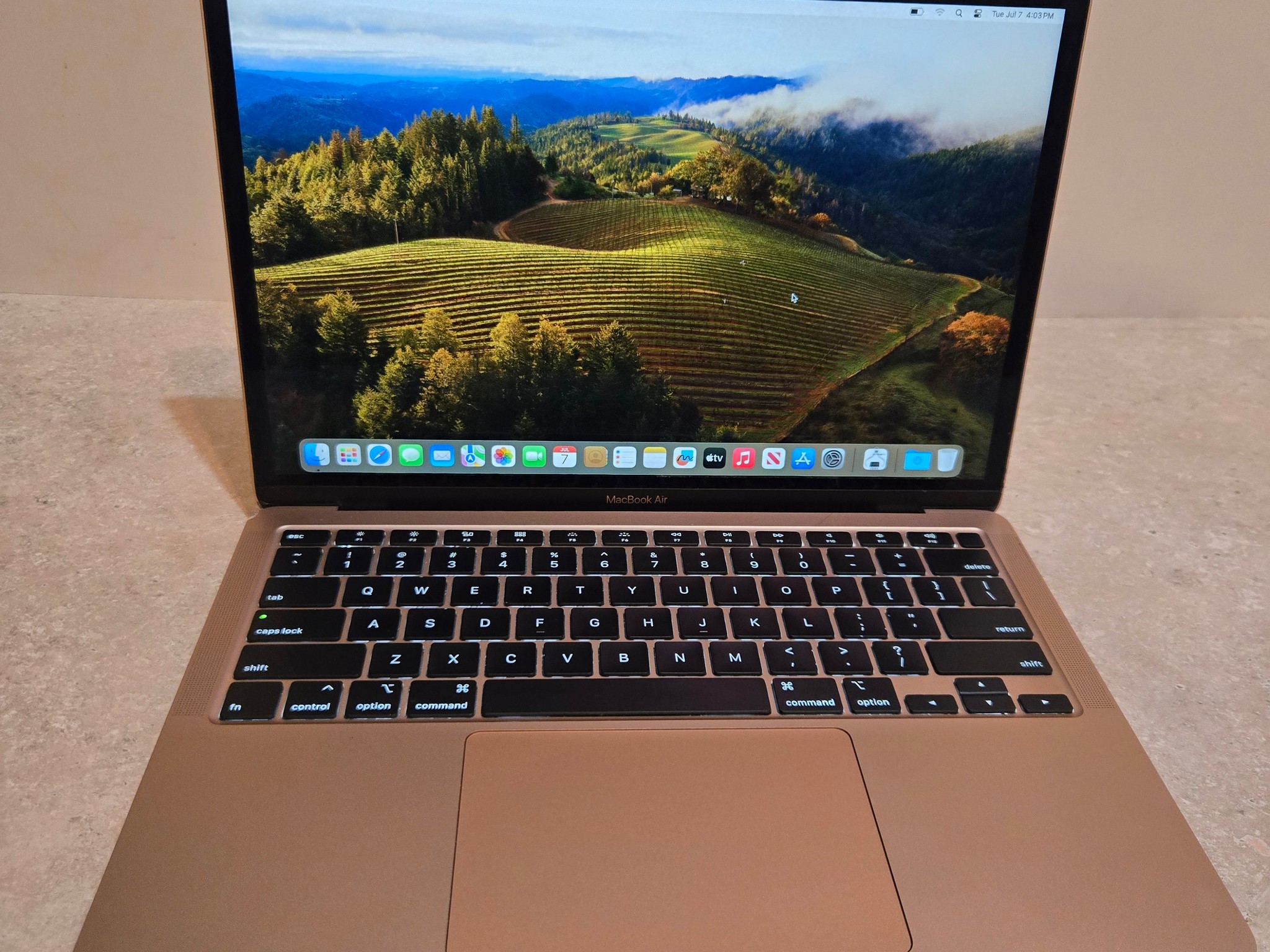 Apple Macbook Air 13 inch Laptop - 2020 - 256GB SSD - intel i3 - Model A2179