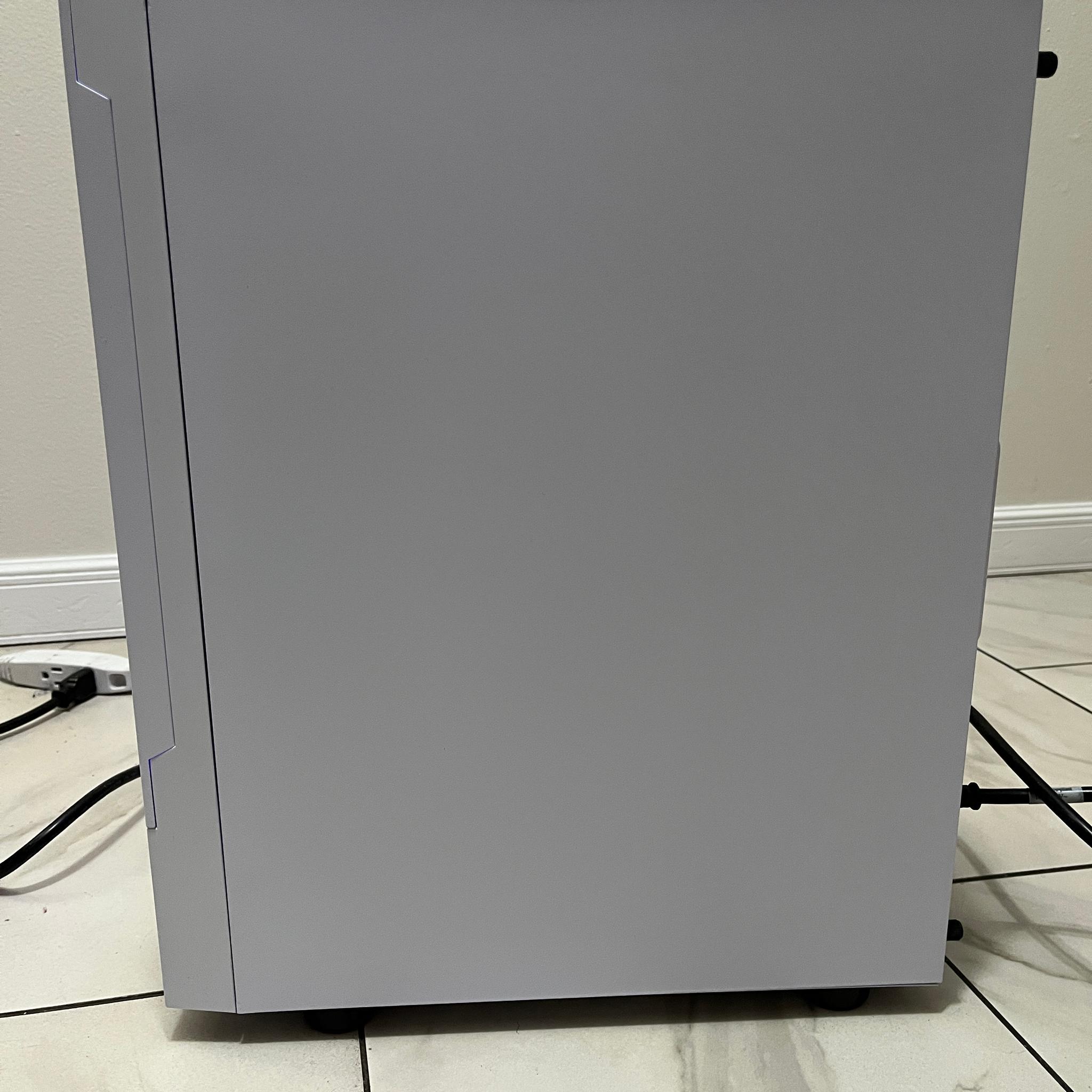 NVIDIA RTX 2070 Super, Intel i5-10400, 16GB RAM, 500 GB SSD, High FPS RGB Gaming PC w/ Wi-Fi