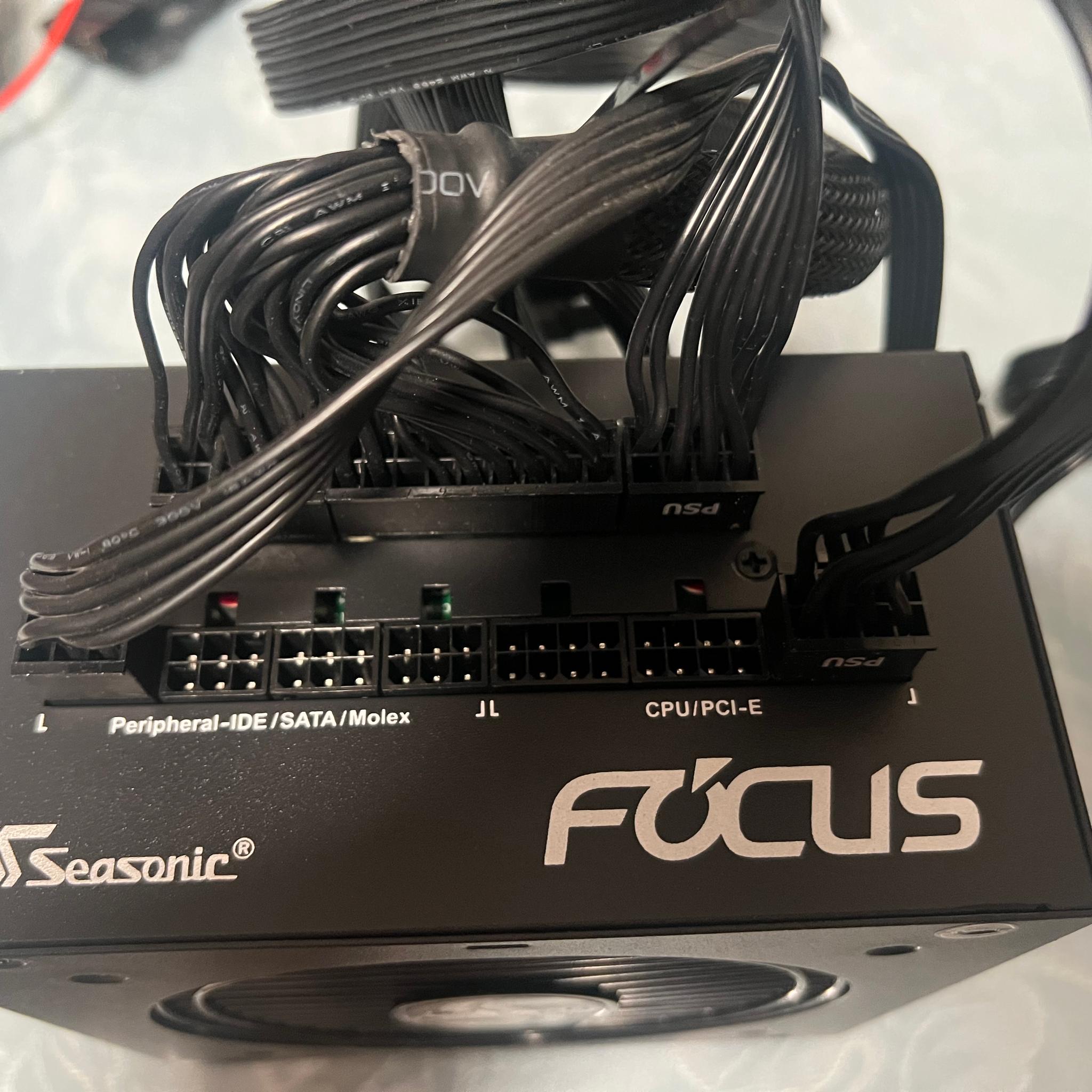Seasonic FOCUS GX-650 650 Watt 80 Plus Gold  Fully Modular ATX Power Supply