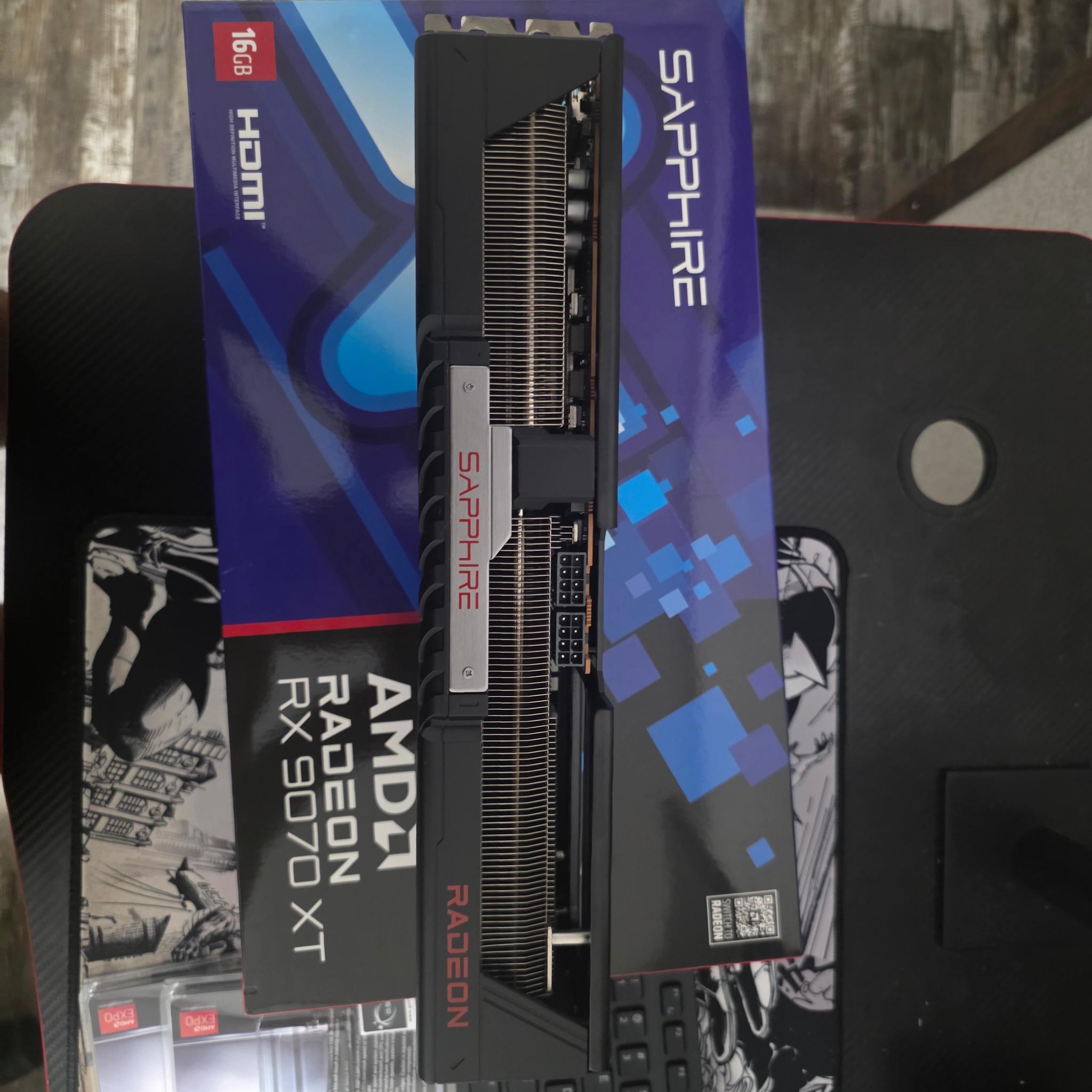 Sapphire PULSE AMD Radeon RX 9070 XT