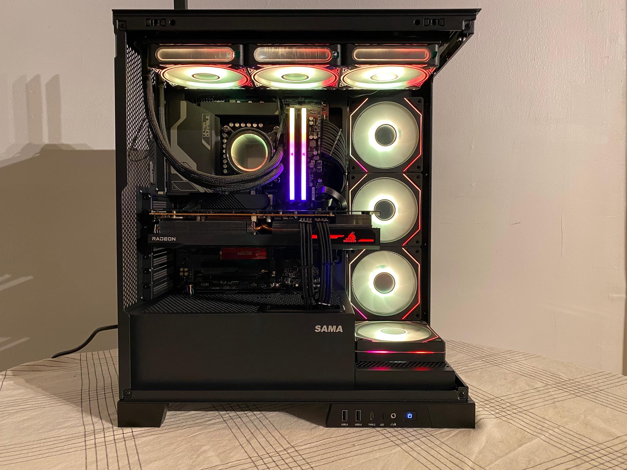 Hematite V 13600K 6800 XT 2TB NVME 32GB DDR5 Liquid Cooled Gaming,Streaming, Editing PC