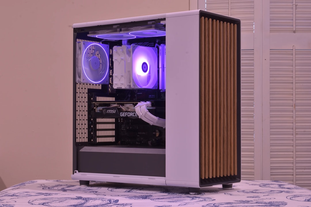 🌲Fractal North🌲 Ryzen 5 5600 | RTX 3070 8GB | 32GB Ram DDR4