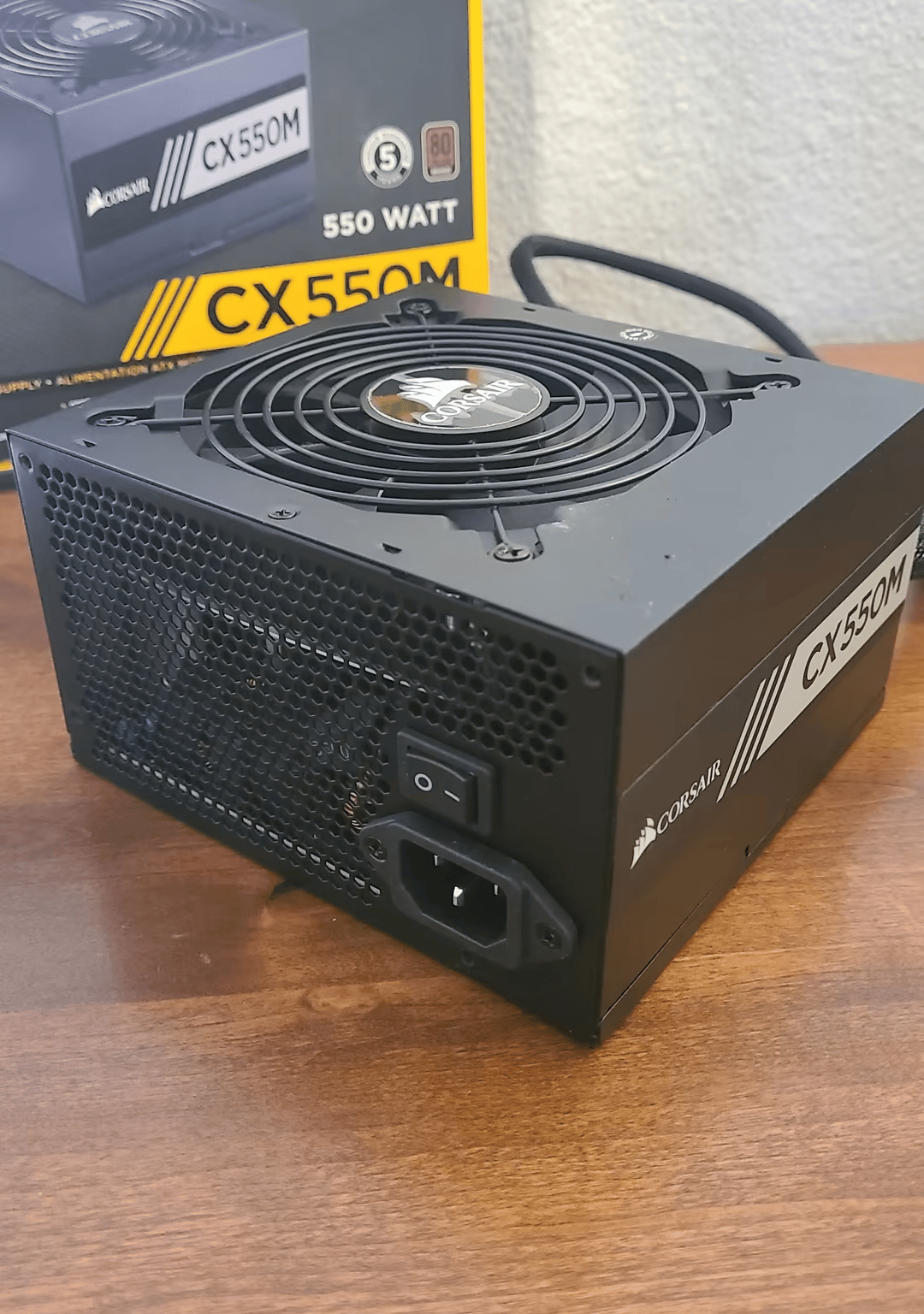 Corsair CX550M 80 plus bronze ATX semi-modular CXM series Power Supply