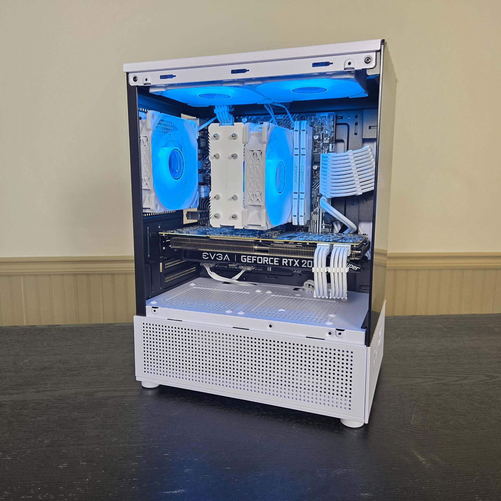 RTX 2070 Super| Intel i5 10400F | 16gb DDR4 | 512gb SSD⚡