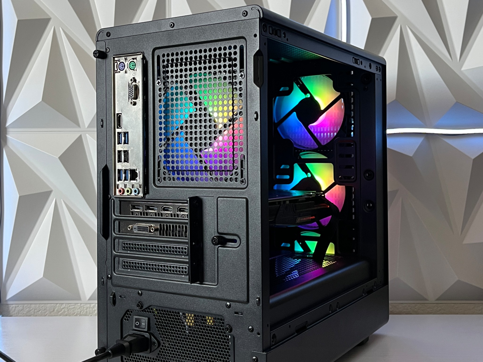 GTX 1060 6GB, Ryzen 5 2600, 16GB RAM | Black RGB Gaming Computer/PC