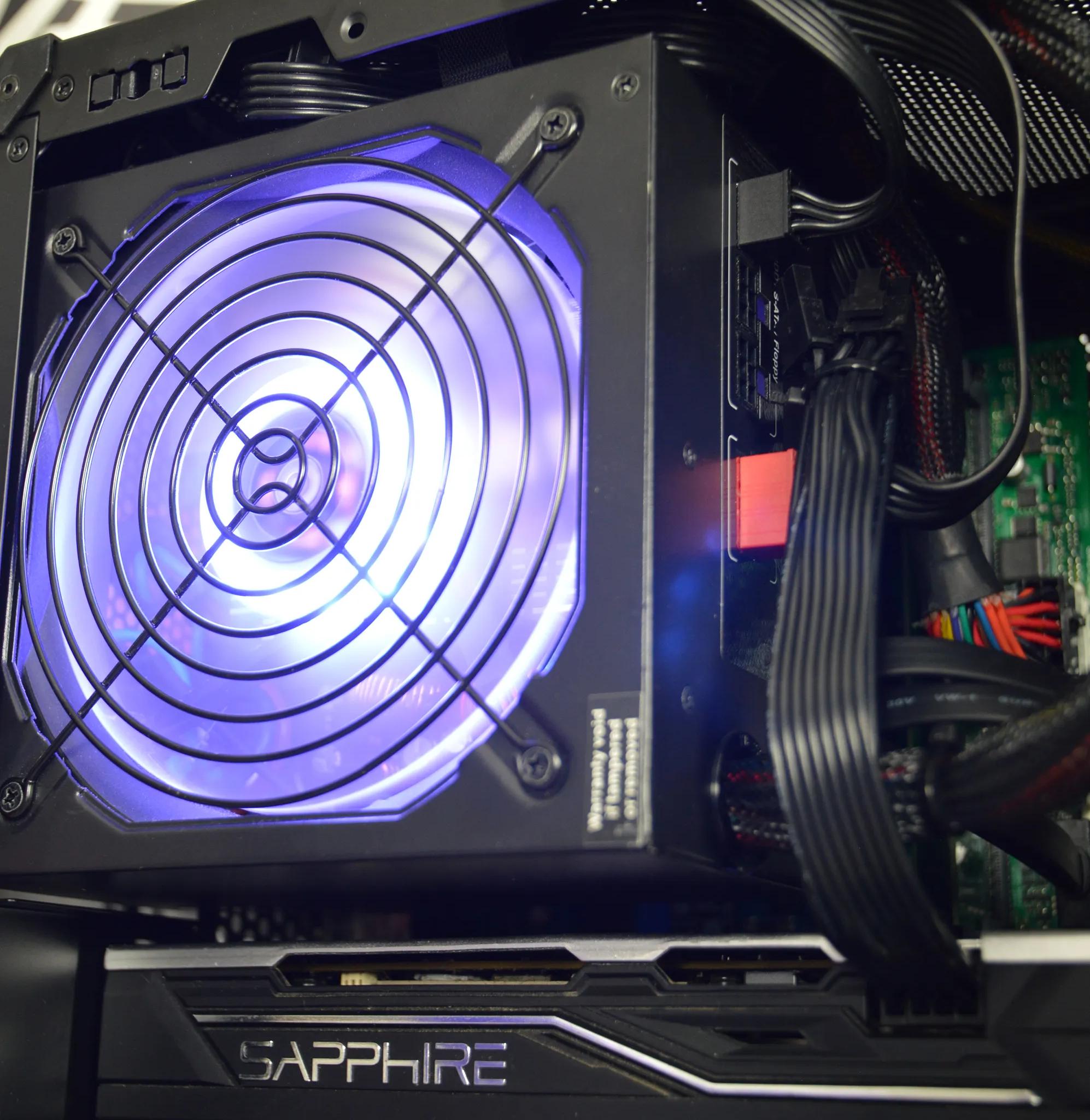 ⬛SFF⬛ | RX 580 4GB | INTEL i5 8400 | 16GB DDR4 RAM | 1TB NVME SSD | Game Box |