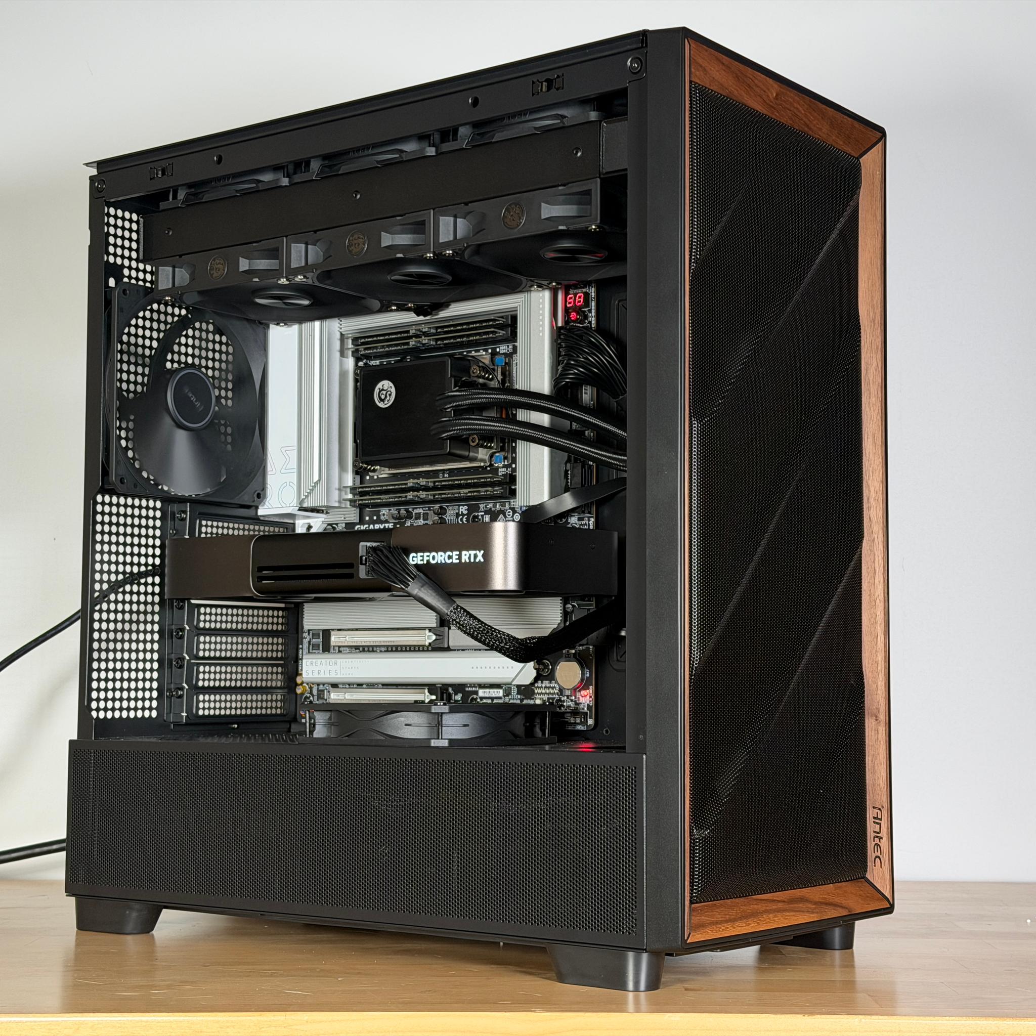 Threadripper 9960x/ RTX 5090FE AI Workstation PC