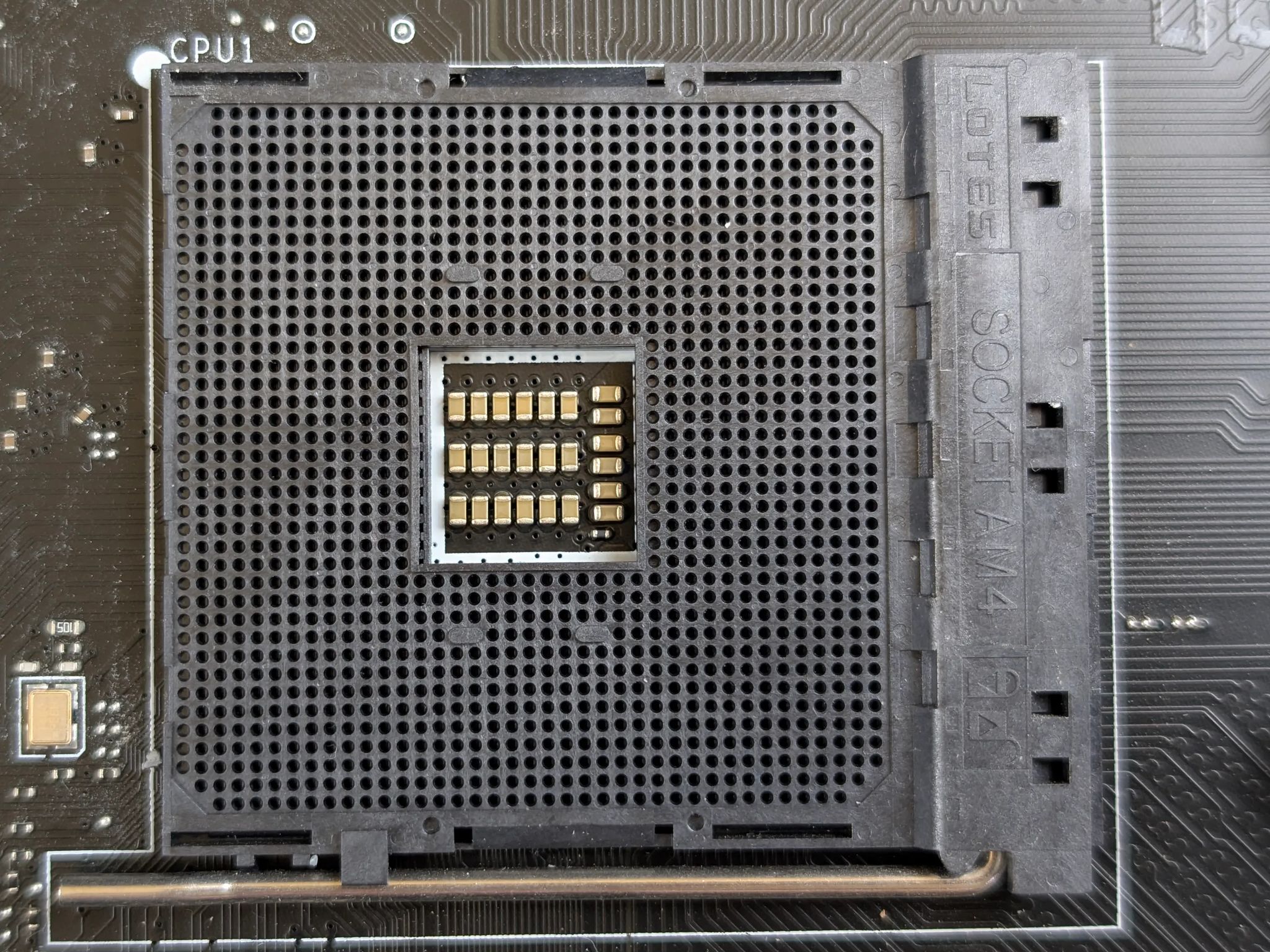 MSI MPG B550 Gaming Plus