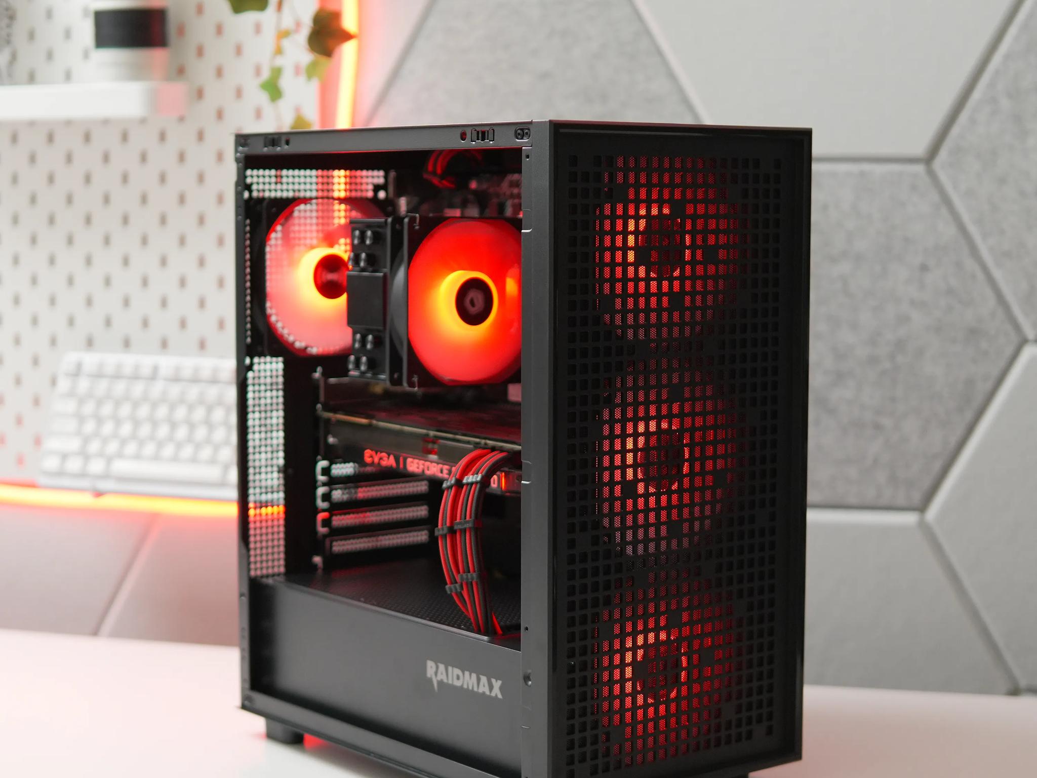 Gaming PC! RTX 2070 SUPER + RYZEN 7 + 16GB RAM + WIFI