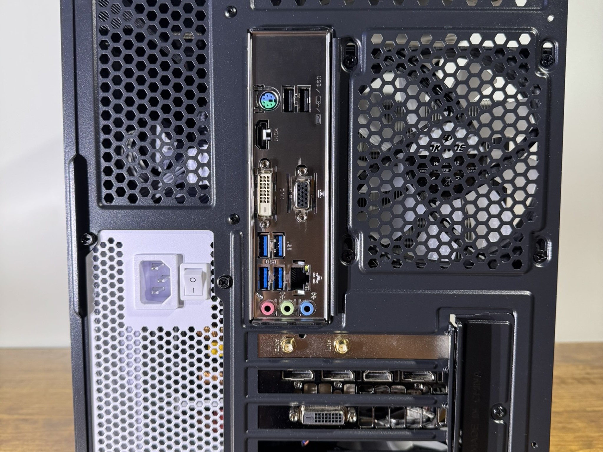 1080p Budget Beast | GTX 1080ti | Ryzen 5 5500 | WIFI