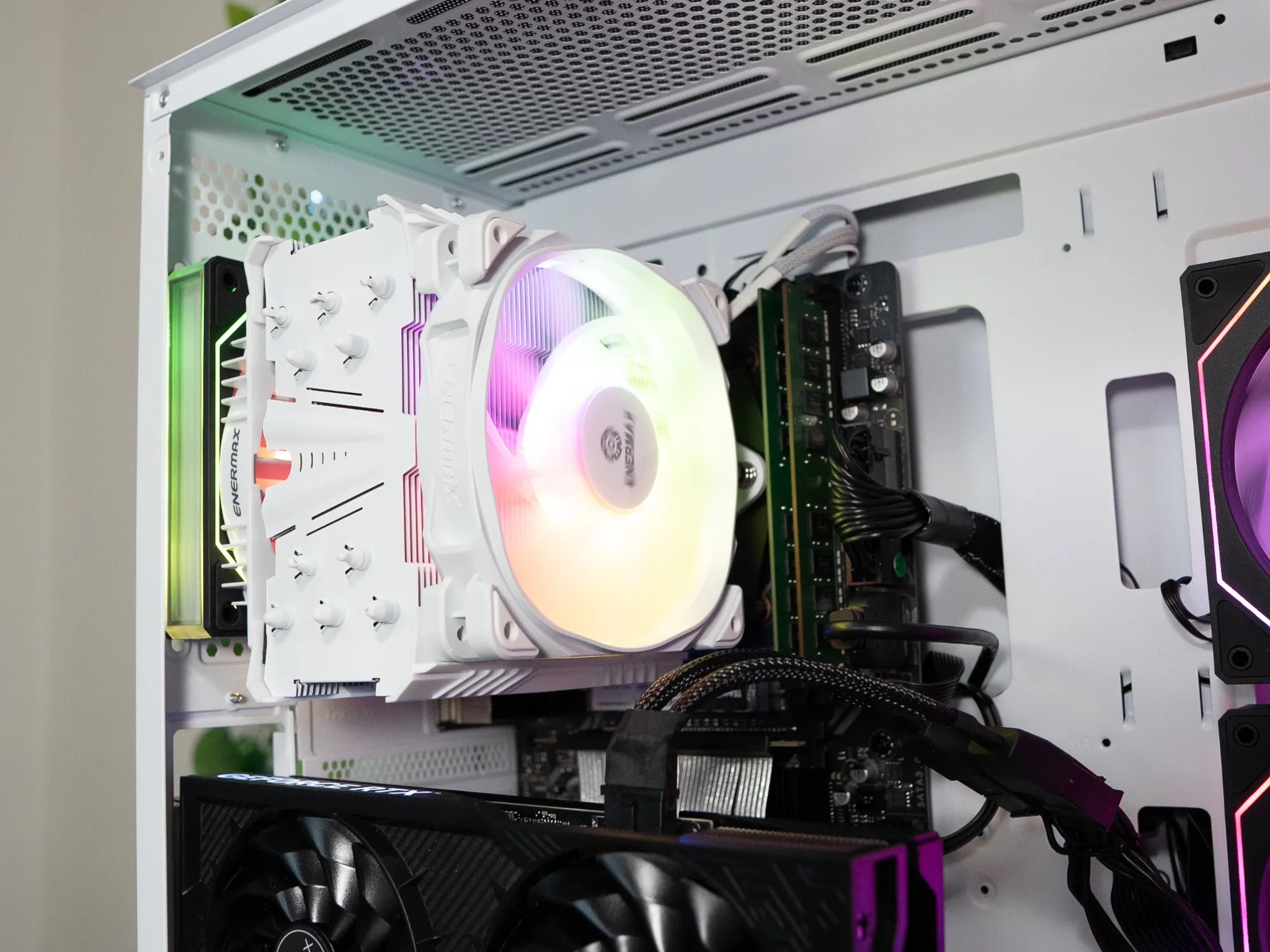 🌠🌠 | GALAX RTX 4070 Super 12GB | RYZEN 9 5900X | 32GB DDR4 RAM | 1TB M.2 SSD + 1TB HDD