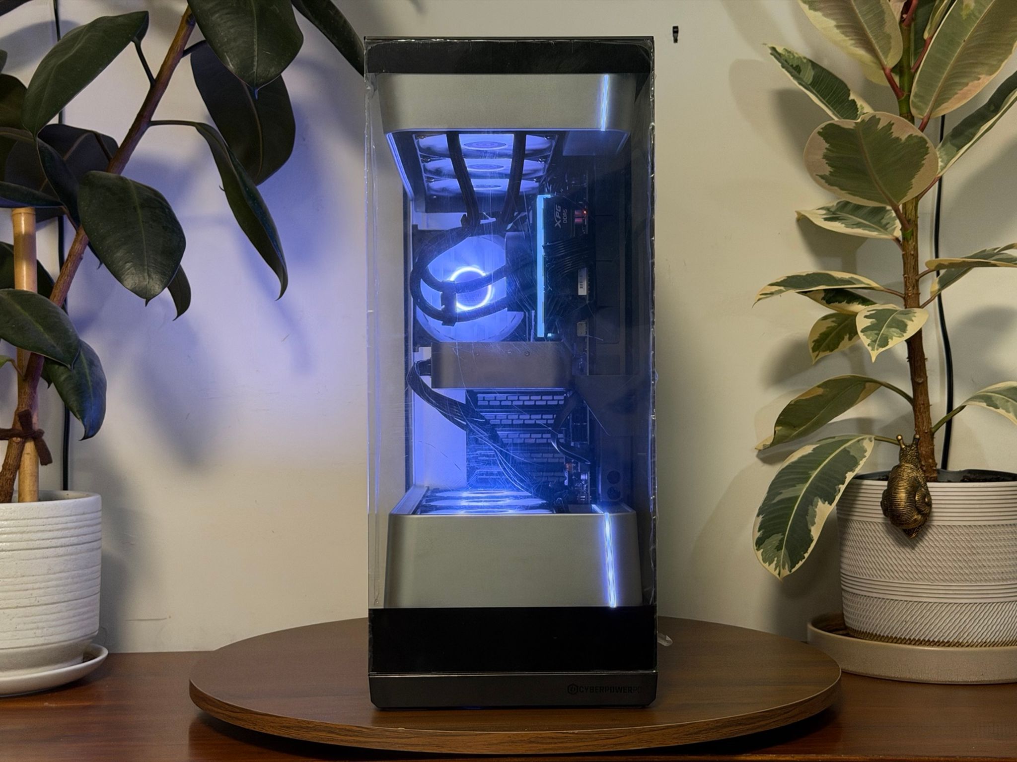 RTX 5080 Founders Edition | Ryzen 7 9800X3D | 32GB DDR5 | 1TB NVMe | Phanteks EVOLV X2