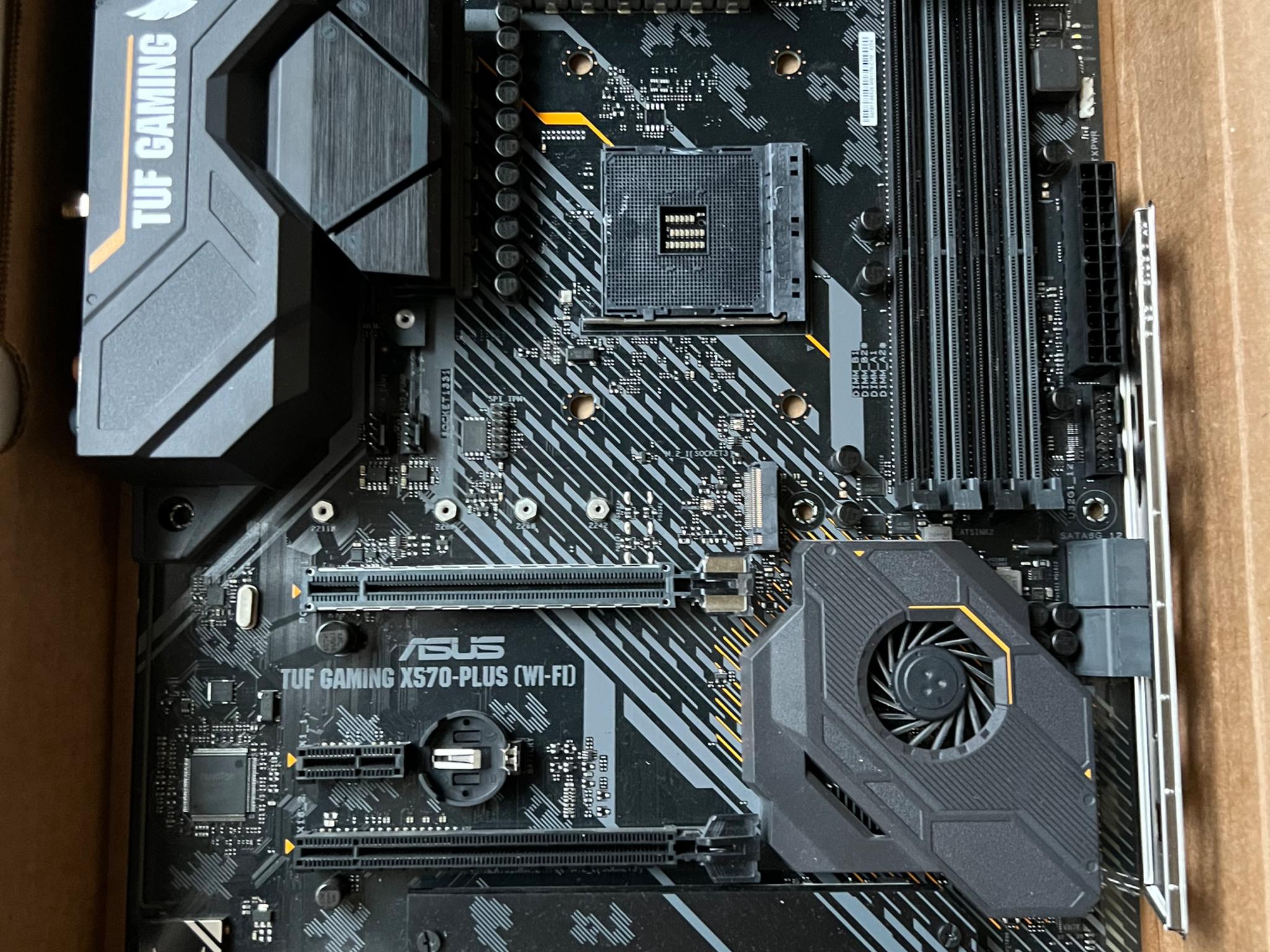 X570 and b450 motherboard for parts