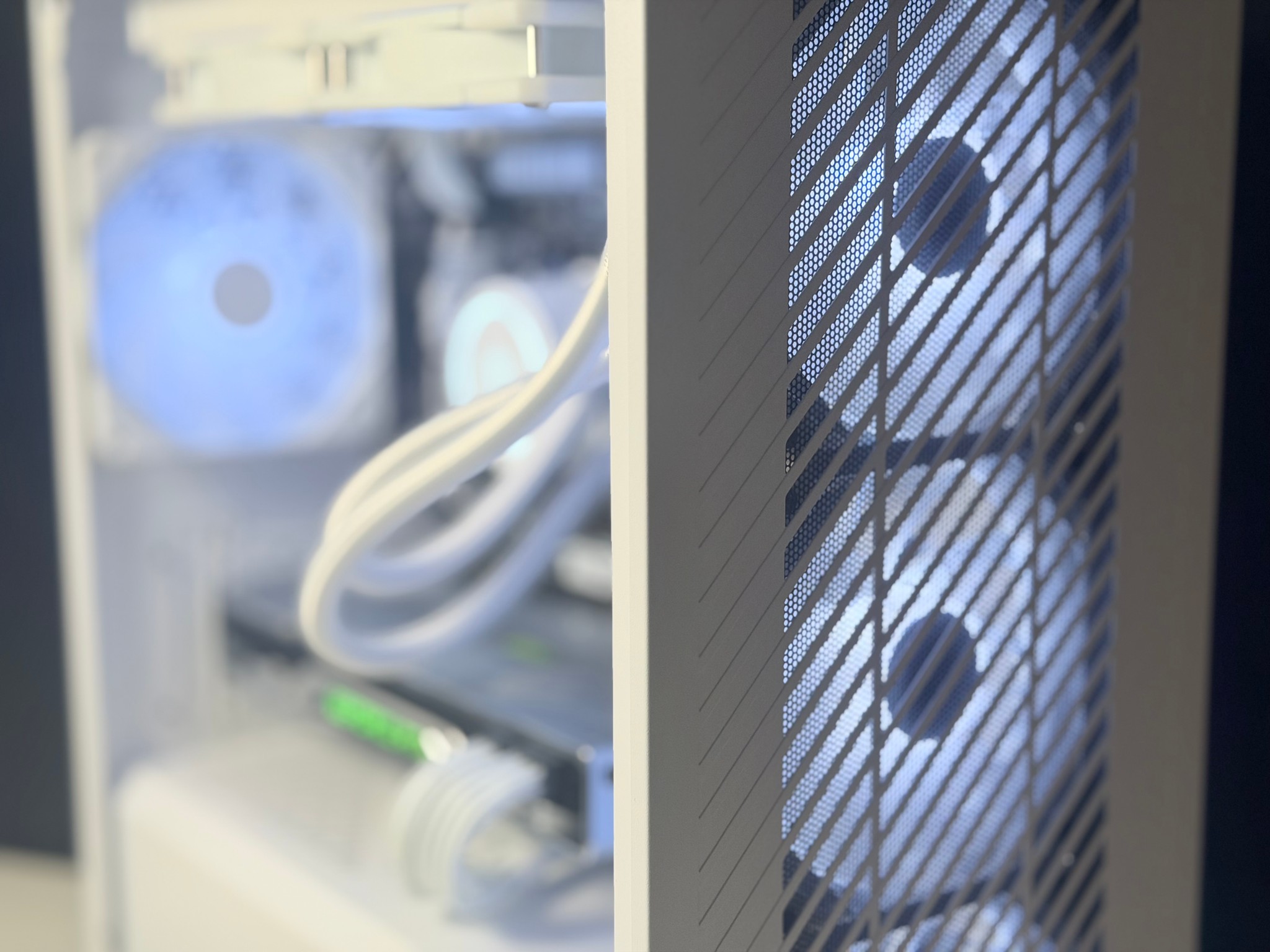 ⚪️ White RTX 2070 Super Gaming PC | Liquid Cooled
