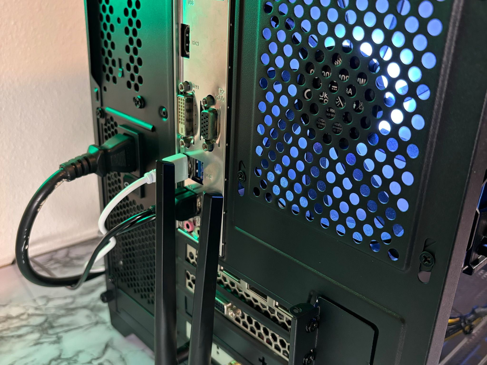 Black RGB Gaming PC | i7-4770* + GTX 1060 6GB + 16GB RAM | WiFi INCLUDED