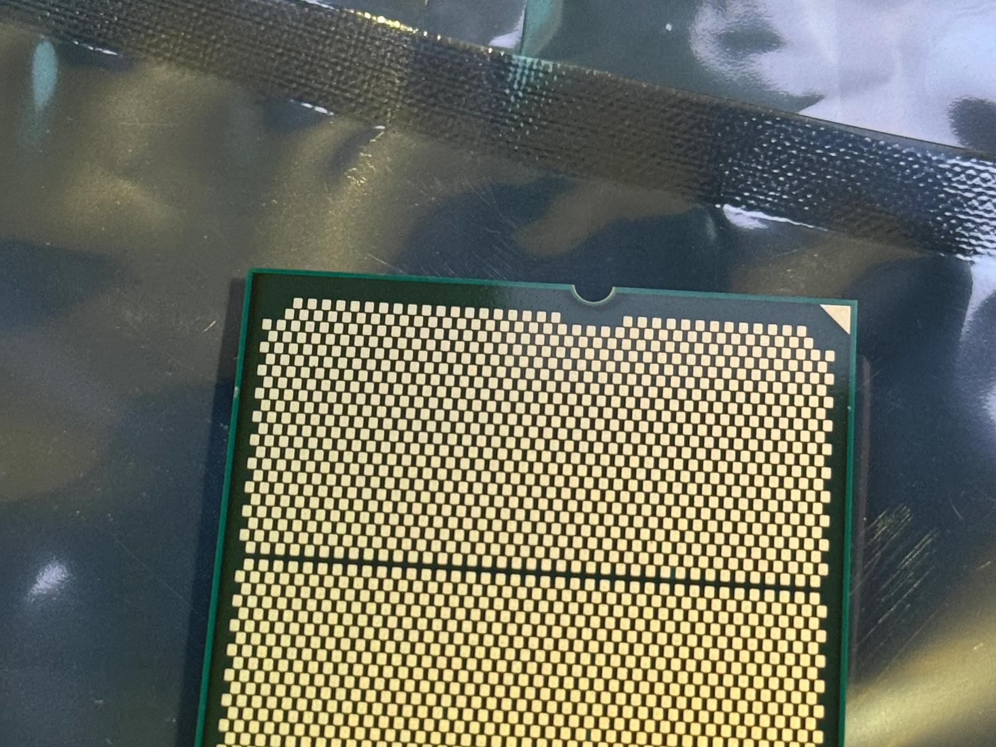 AMD Ryzen 7 7700 8-Core, 16-Thread Unlocked Desktop Processor