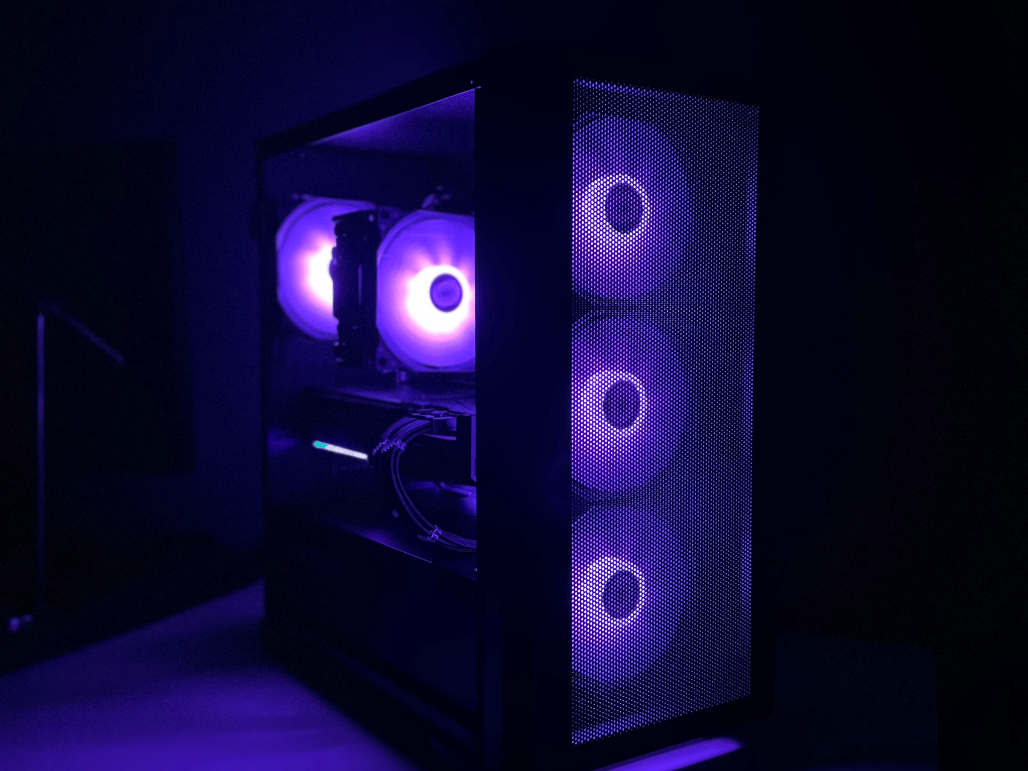 High End Gaming PC | RTX 3070 + Ryzen 7 5800X + 32GB RAM + 1TB NVME GEN4