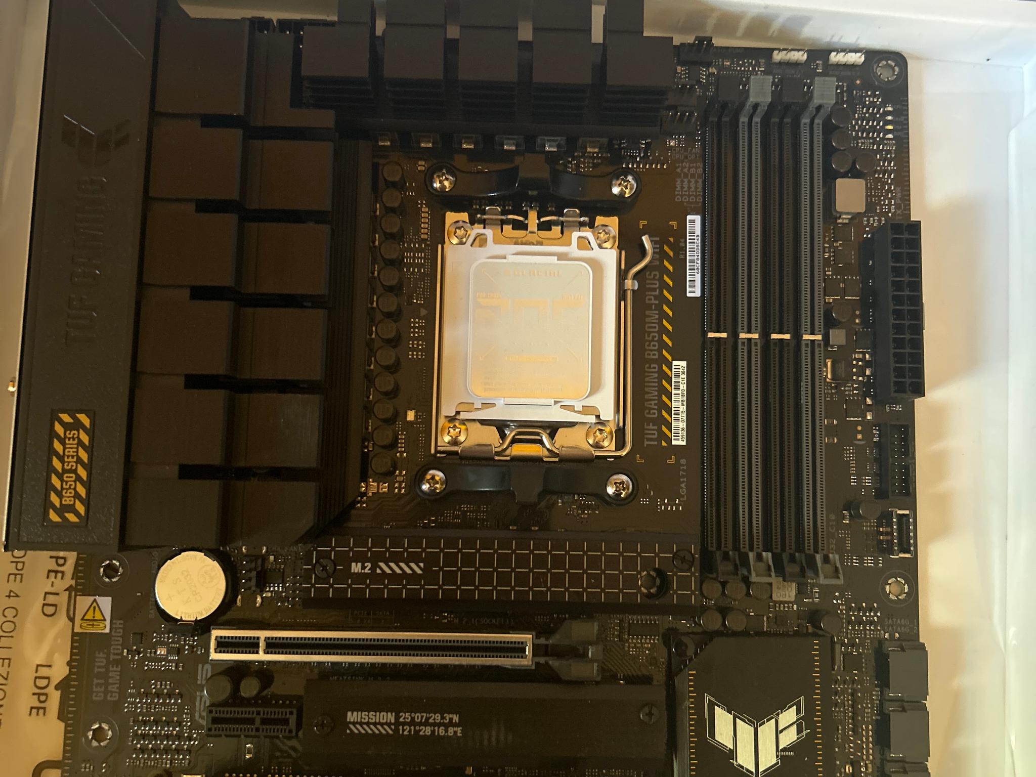 ASUS TUF GAMING B650-PLUS WIFI