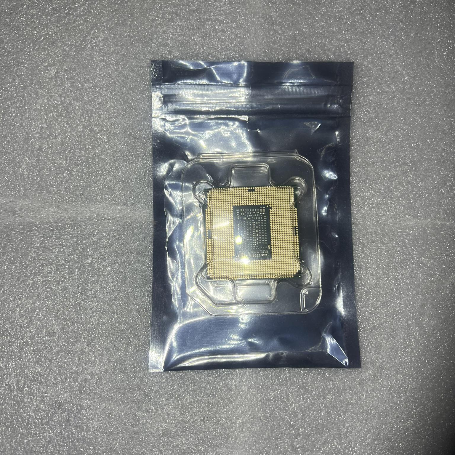 Intel i5 8400