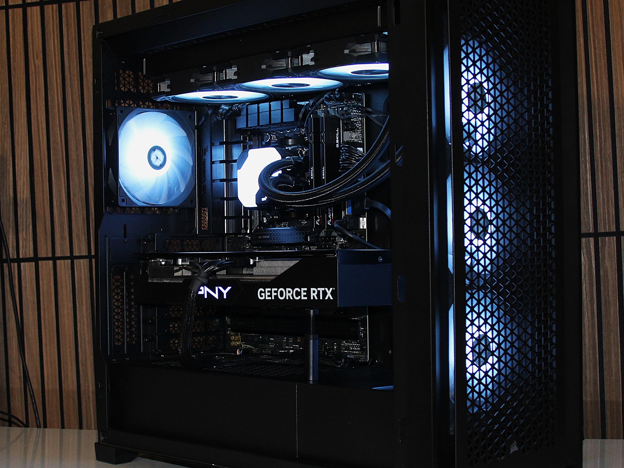 RTX 4080 SUPER | Ryzen 9 7900x | 32GB DDR5 | 1TB NVME | GOLD PSU | Windows 11 | WIFI