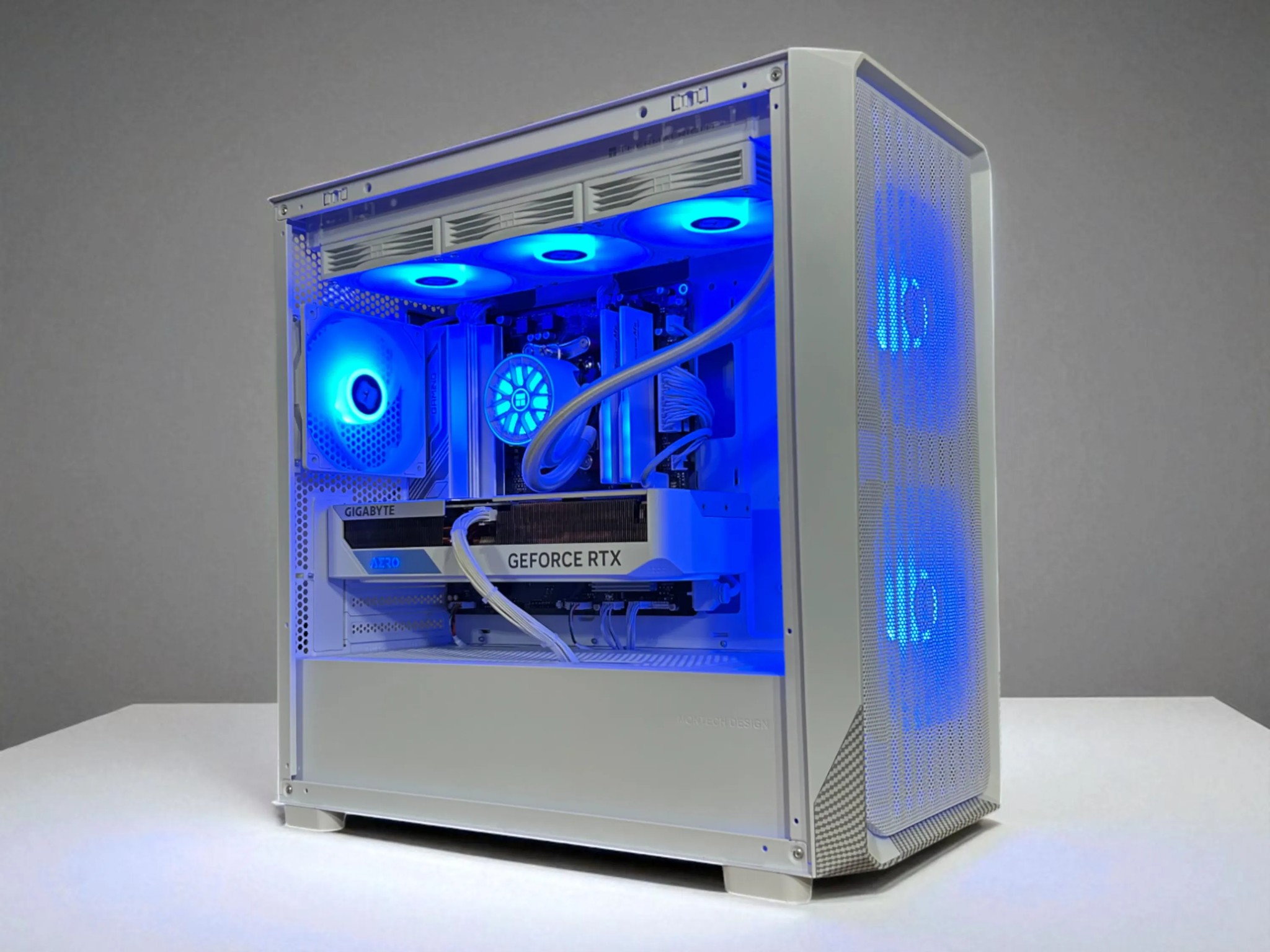*CYBER MONDAY SALE* RTX 4070 Super 12GB | Ryzen 5 9600X | 32GB DDR5 | 1TB NVMe | The Aviator Elite