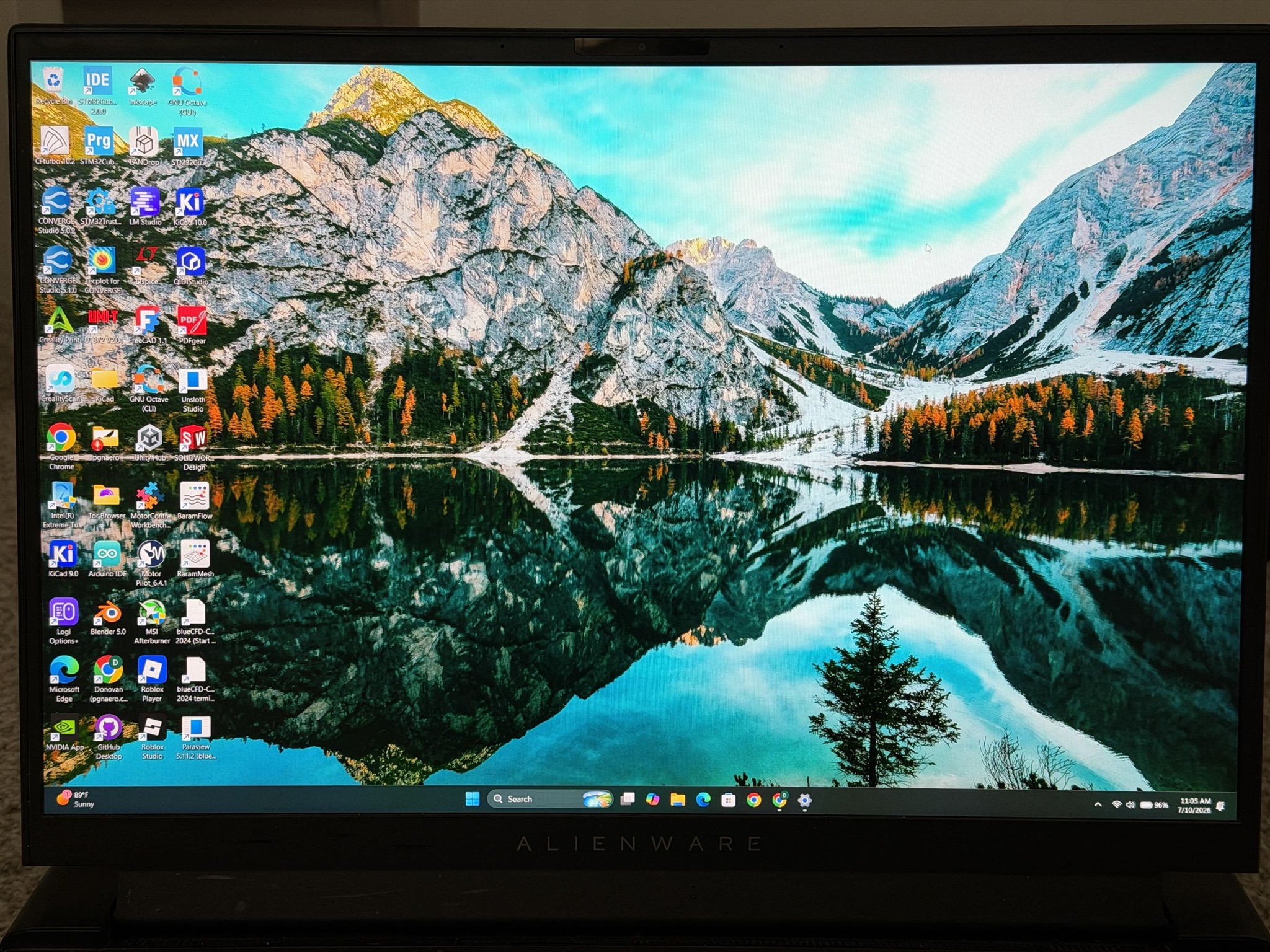 Alienware M18 R2 - 32GB DDR5 - Intel Core I9-14900HX - NVIDIA GeForce RTX 4090 16GB - 2TB SSD