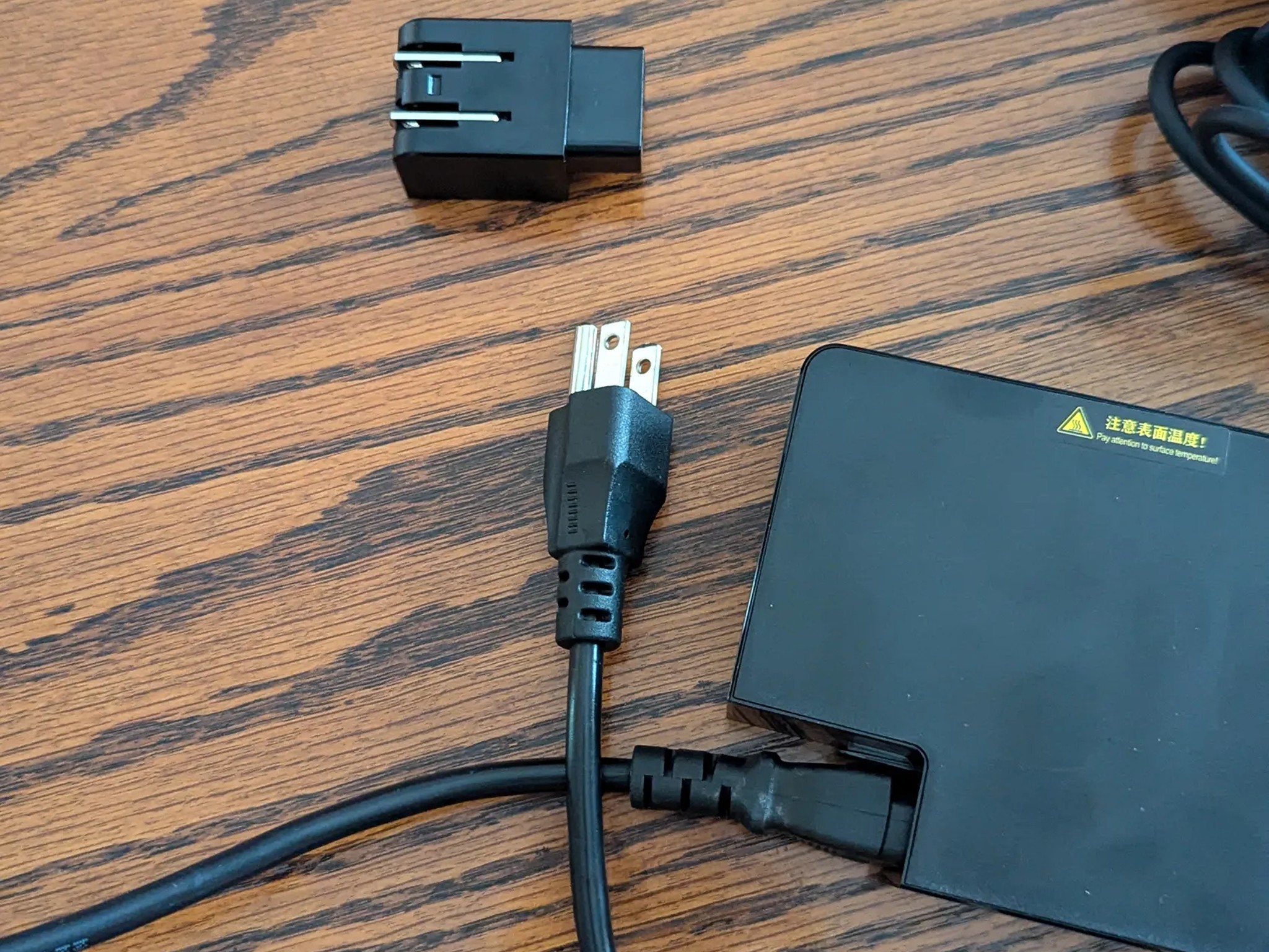 Onexgpu 7600 xt m egpu