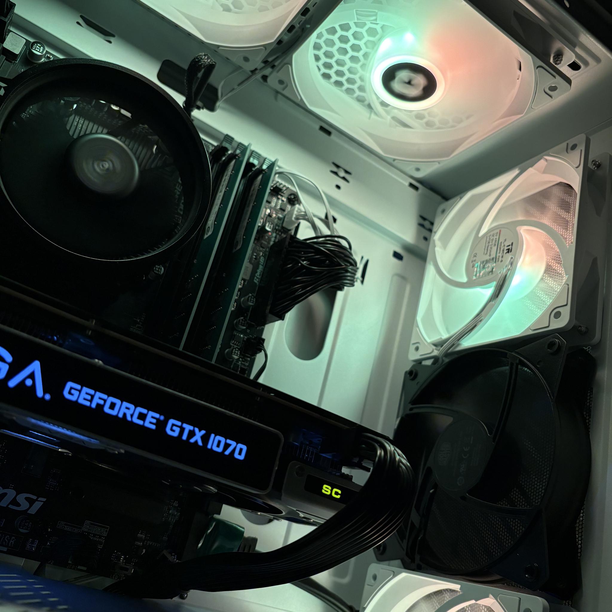 White & Black PC - Ryzen 3100 | GTX 1070 | 16GB DDR4 | 1TB NVMe SSD | WIFI 6E + BT 5.3 | Win11