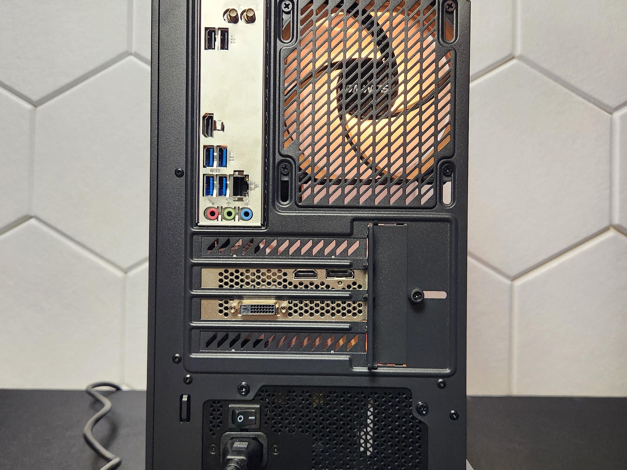 RTX 2060 6GB | Ryzen 5 3600 | 16GB DDR4 | 512GB SSD | WIFI+BT | Windows 11 "Canary"